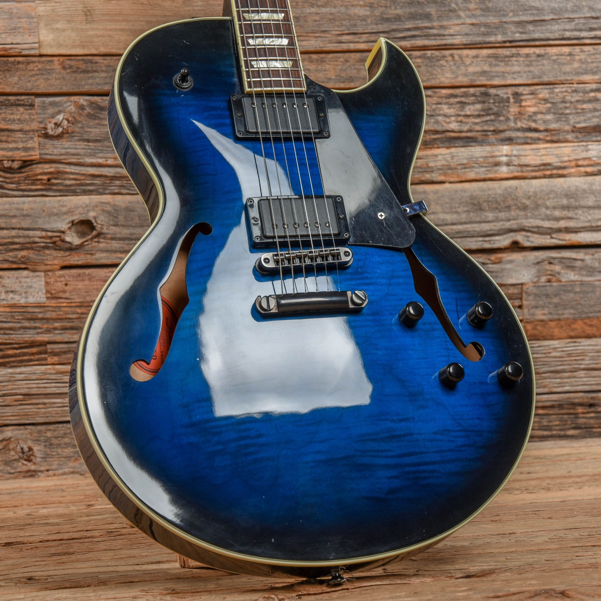 Gibson Es-137 Blue Burst 2007 Electric Guitars / Semi-Hollow