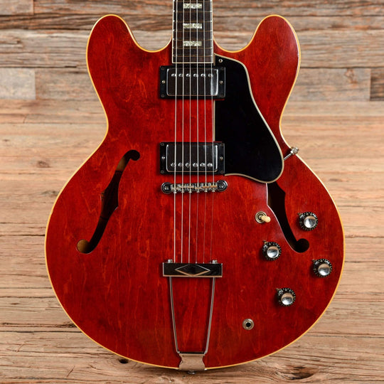 Gibson ES-335 Cherry 1967 Electric Guitars / Semi-Hollow
