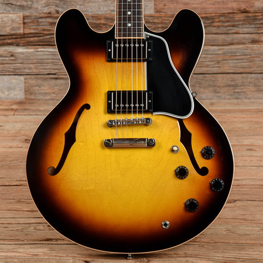 Gibson ES-335 Dot Vintage Sunburst 2011 Electric Guitars / Semi-Hollow