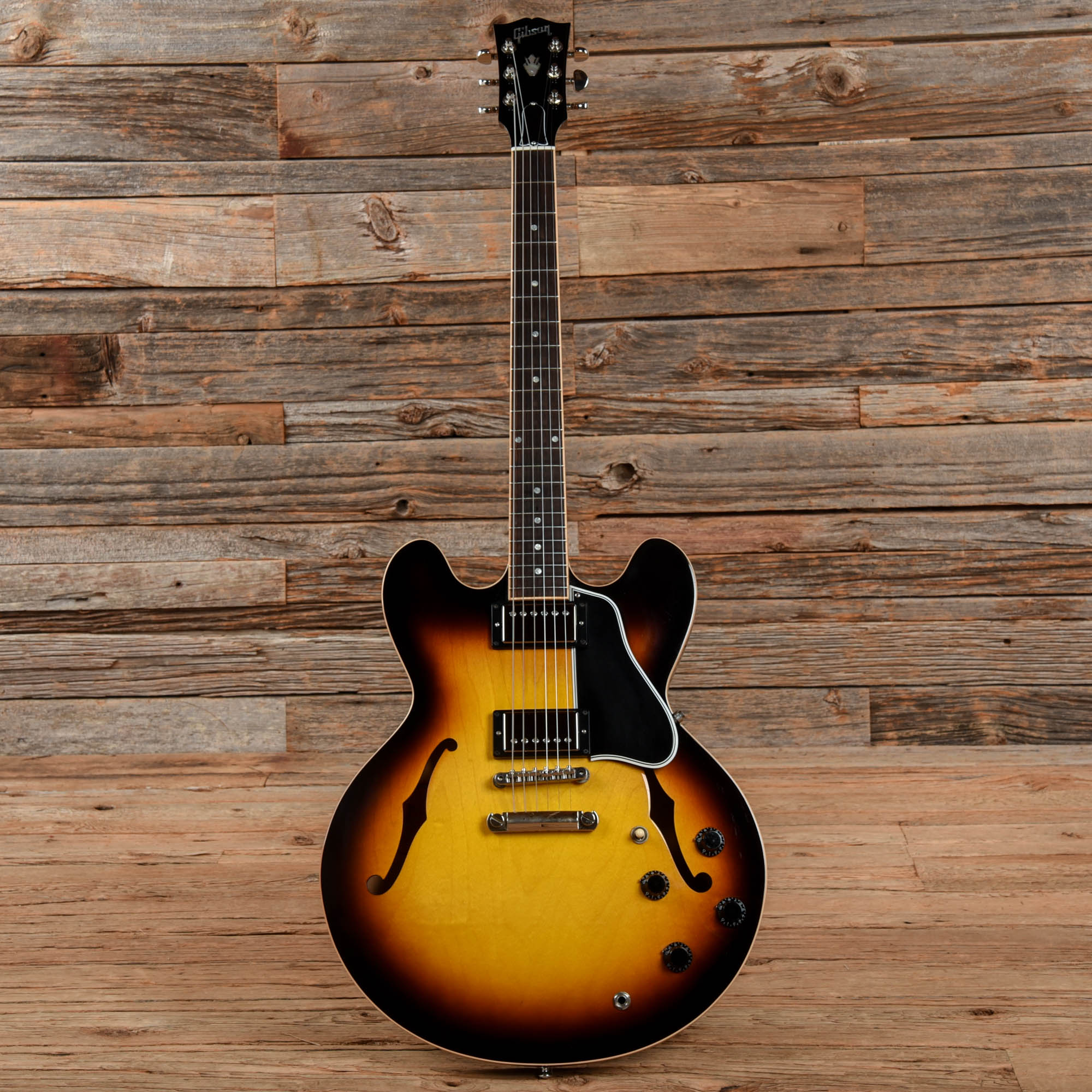 Gibson ES-335 Dot Vintage Sunburst 2011 Electric Guitars / Semi-Hollow