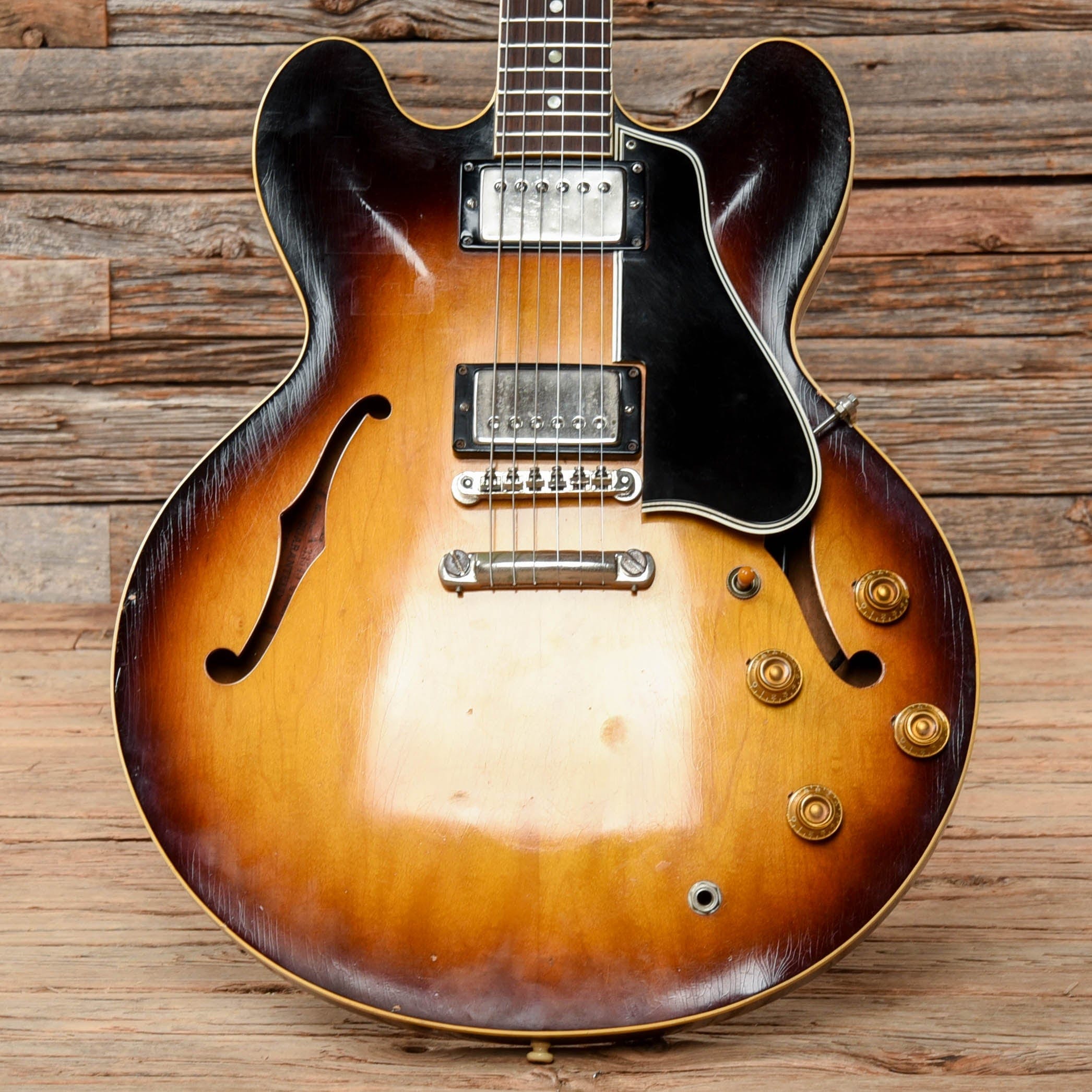 Gibson ES-335 Sunburst 1960 Electric Guitars / Semi-Hollow