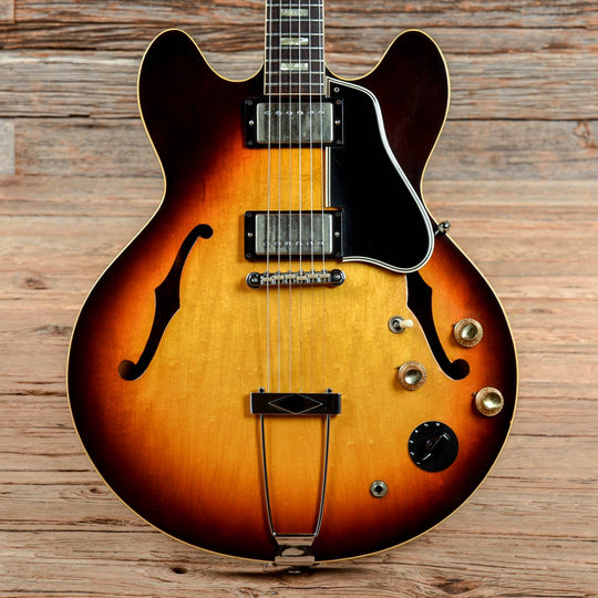 Gibson ES-335 Sunburst 1966 Electric Guitars / Semi-Hollow