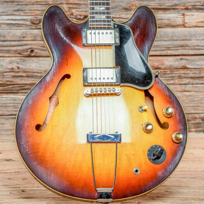 Gibson ES-335 Sunburst 1966 Electric Guitars / Semi-Hollow