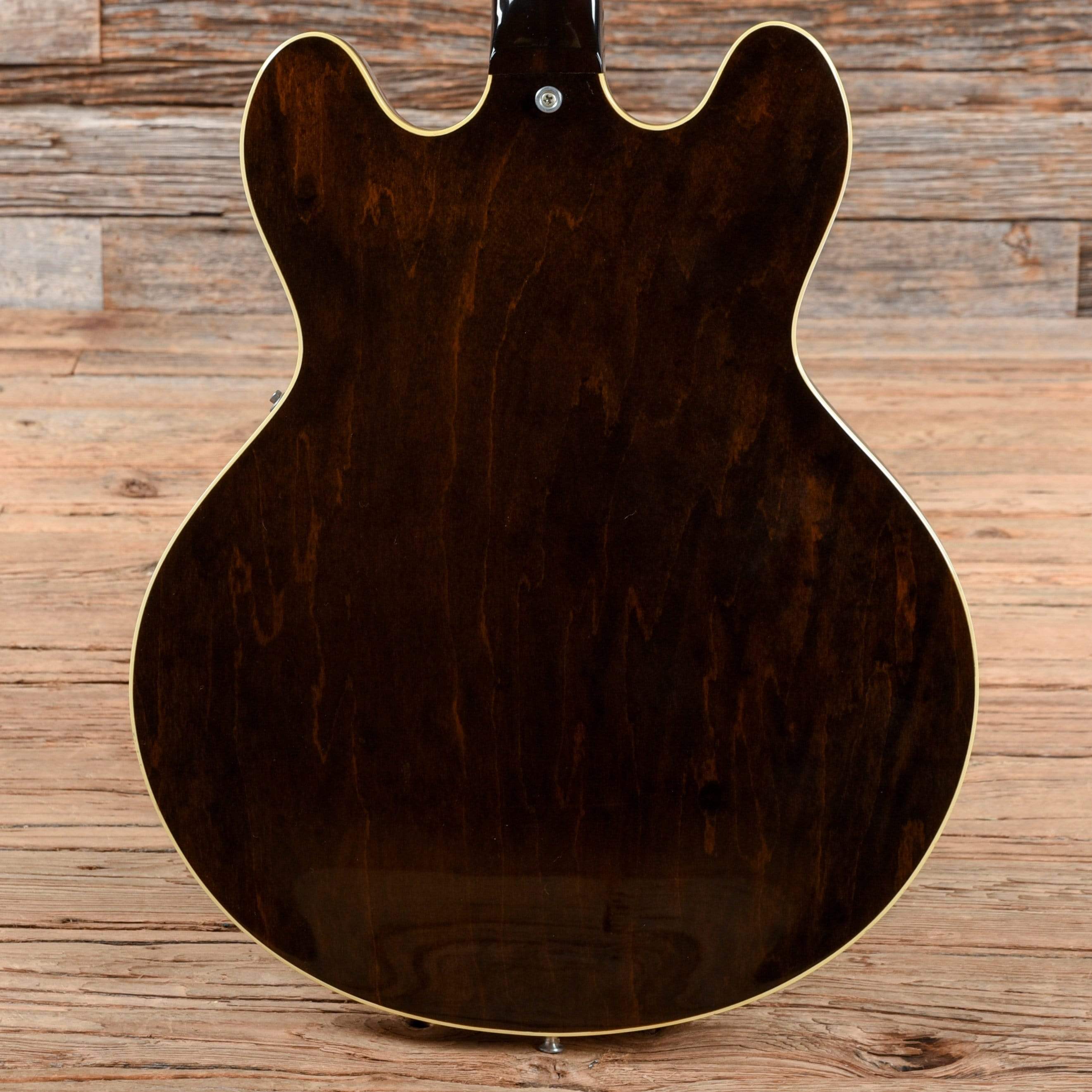 Gibson ES-335 Walnut 1972 Electric Guitars / Semi-Hollow