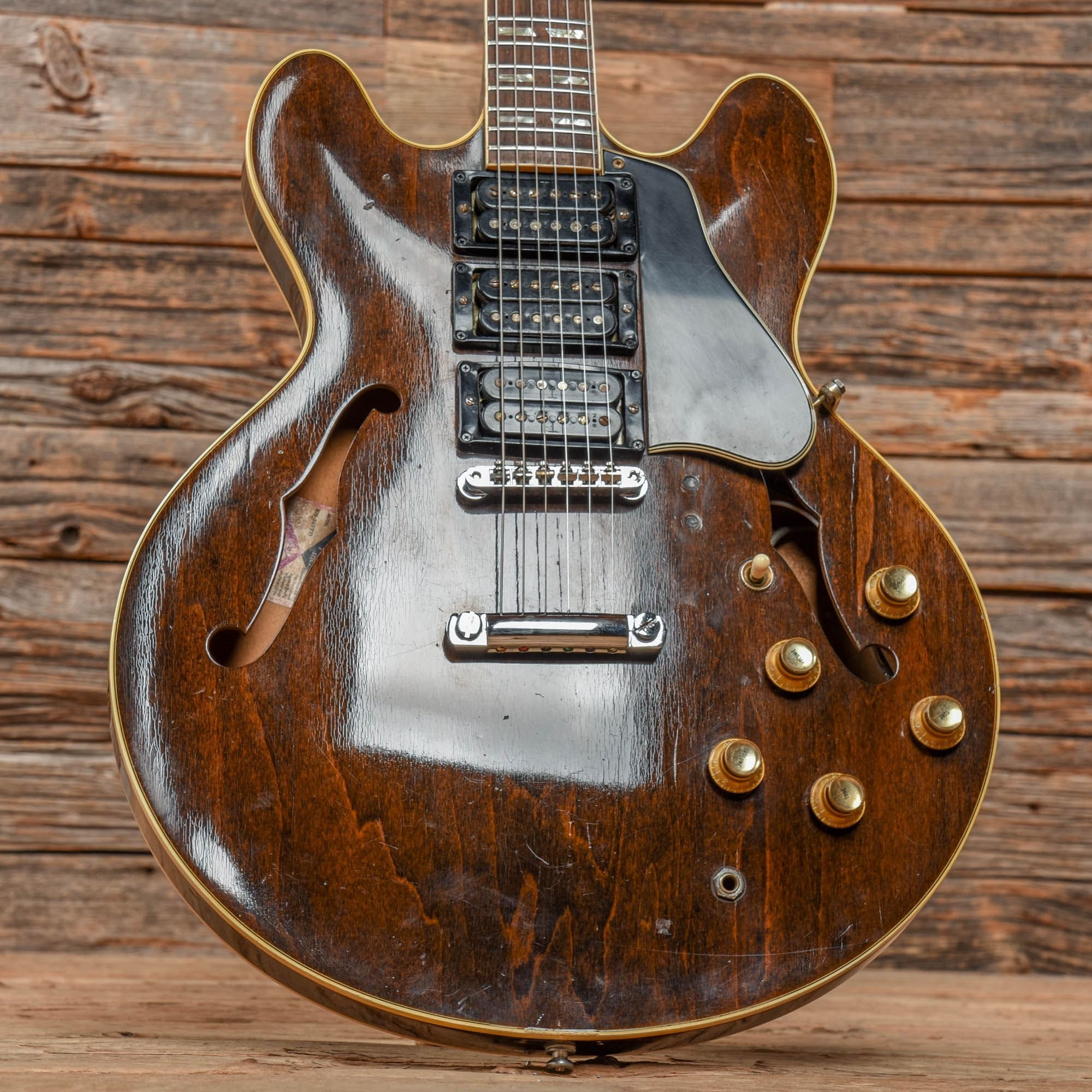 Gibson ES-345 Walnut 1970s Electric Guitars / Semi-Hollow