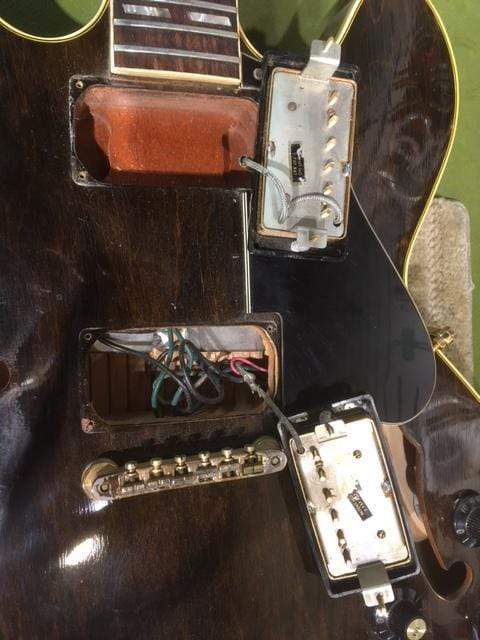 Gibson ES-345 Walnut 1972 Electric Guitars / Semi-Hollow