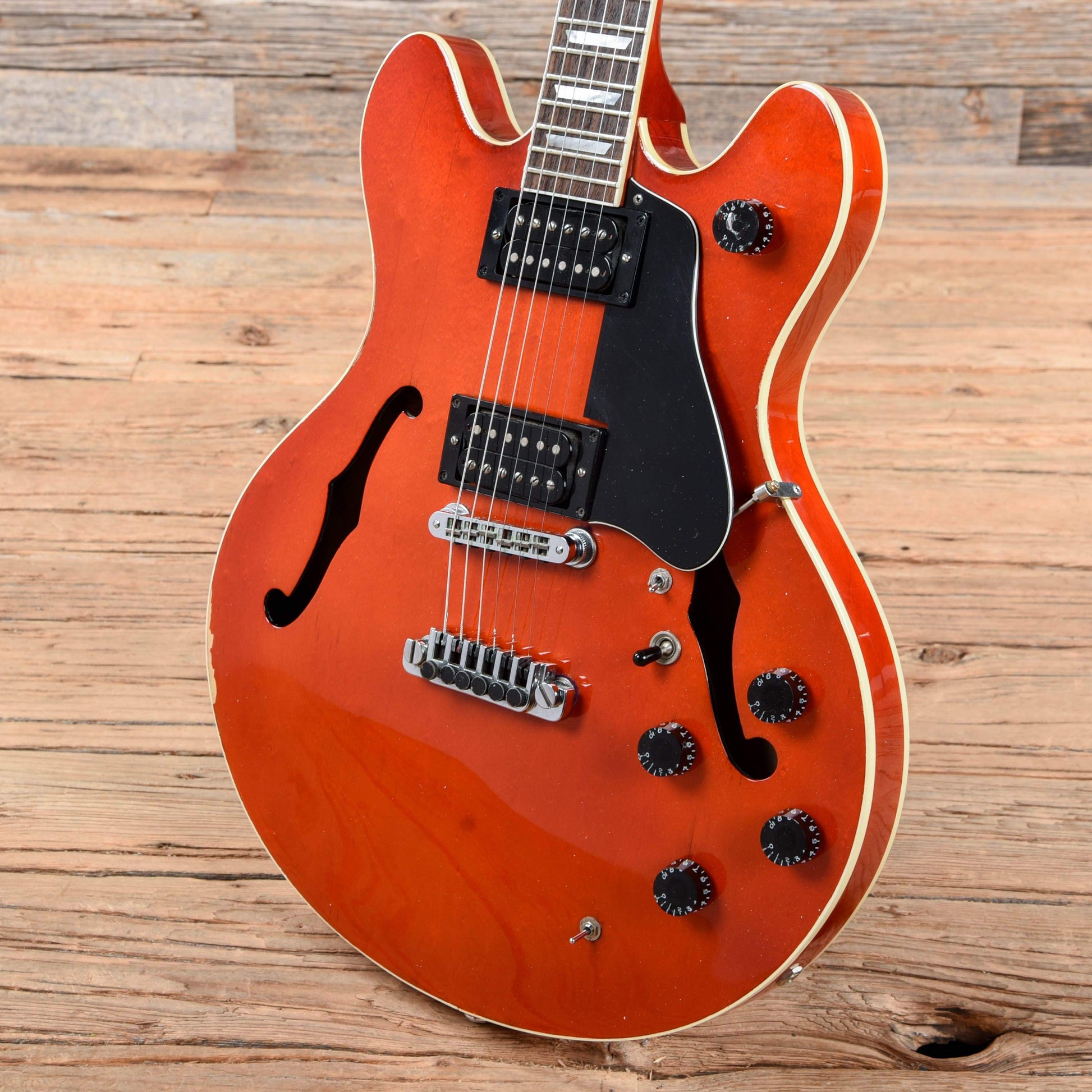 Gibson ES-369 Cherry Electric Guitars / Semi-Hollow