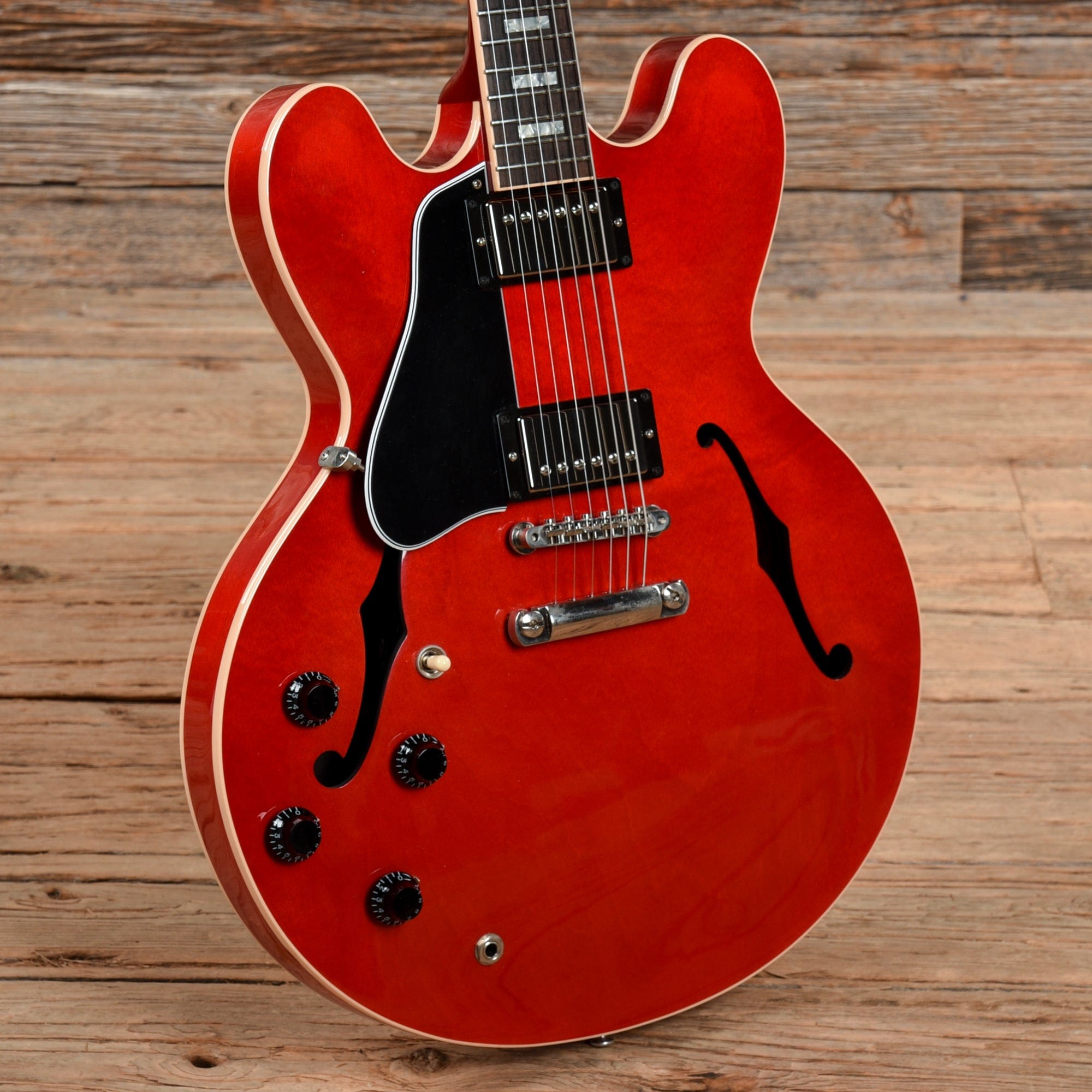 Gibson Gibson Memphis ES-335 Block Cherry 2015 Electric Guitars / Semi-Hollow