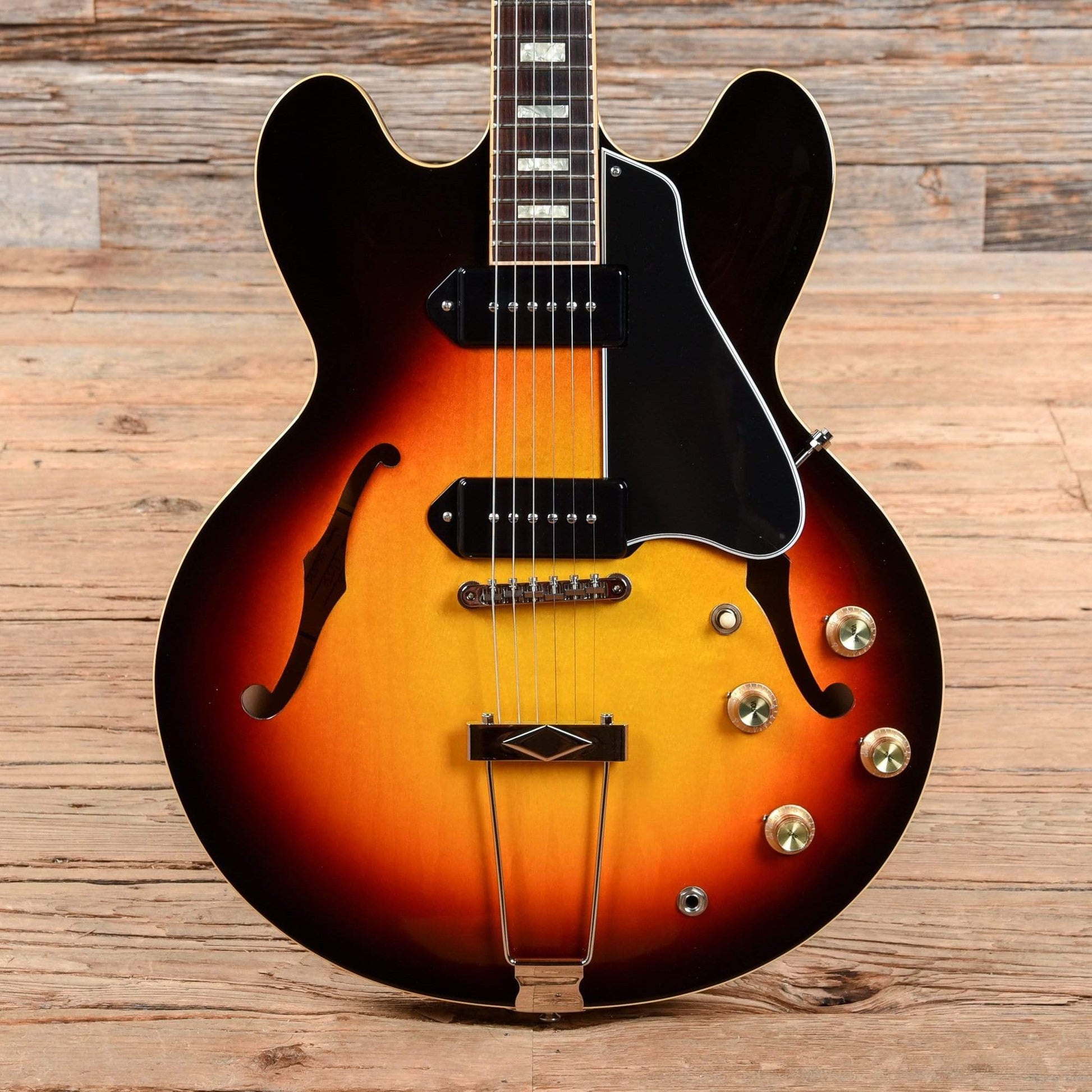 Gibson Memphis ES-330 Sunburst 2018 Electric Guitars / Semi-Hollow