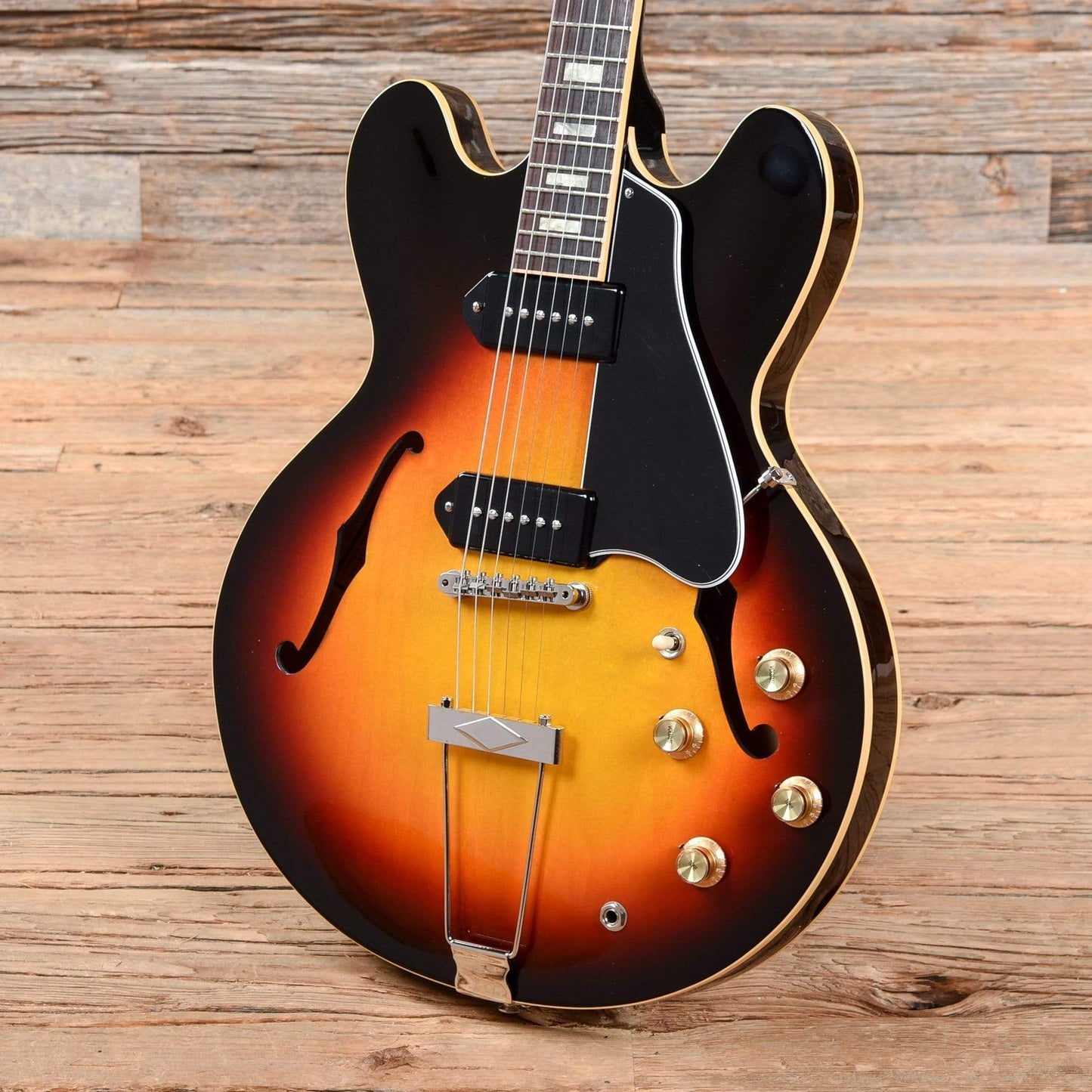 Gibson Memphis ES-330 Sunburst 2018 Electric Guitars / Semi-Hollow