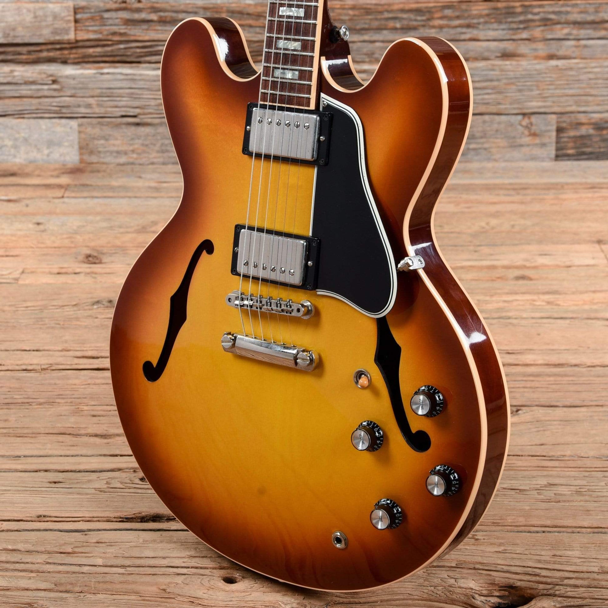 Gibson Memphis ES-335 Block Sunburst 2010 Electric Guitars / Semi-Hollow