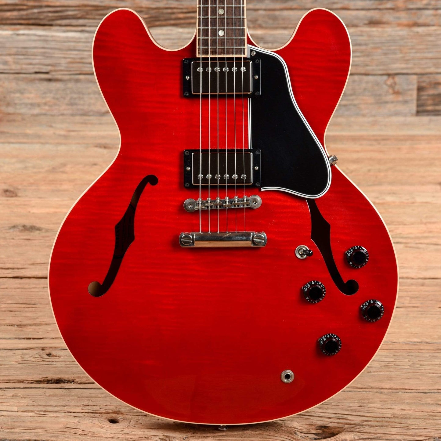 Gibson Memphis ES-335 Cherry 2008 Electric Guitars / Semi-Hollow