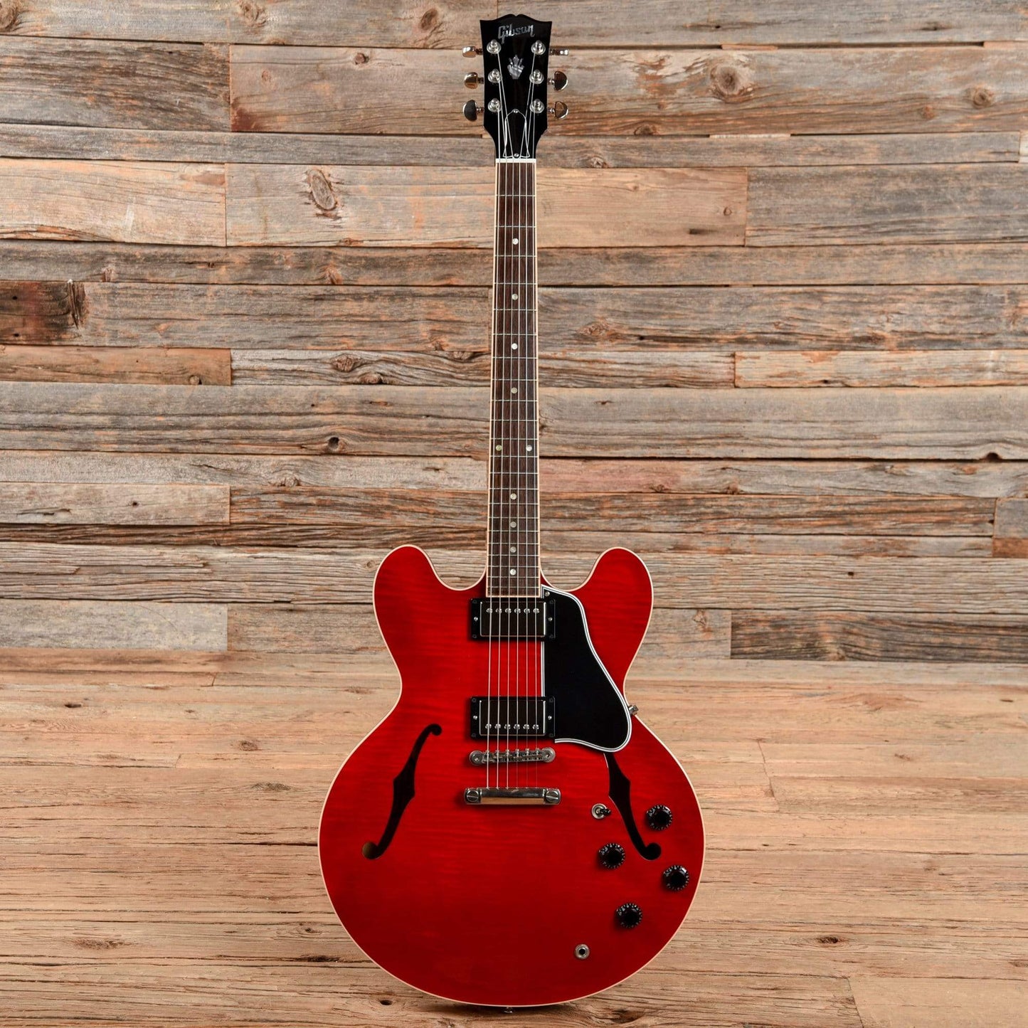 Gibson Memphis ES-335 Cherry 2008 Electric Guitars / Semi-Hollow