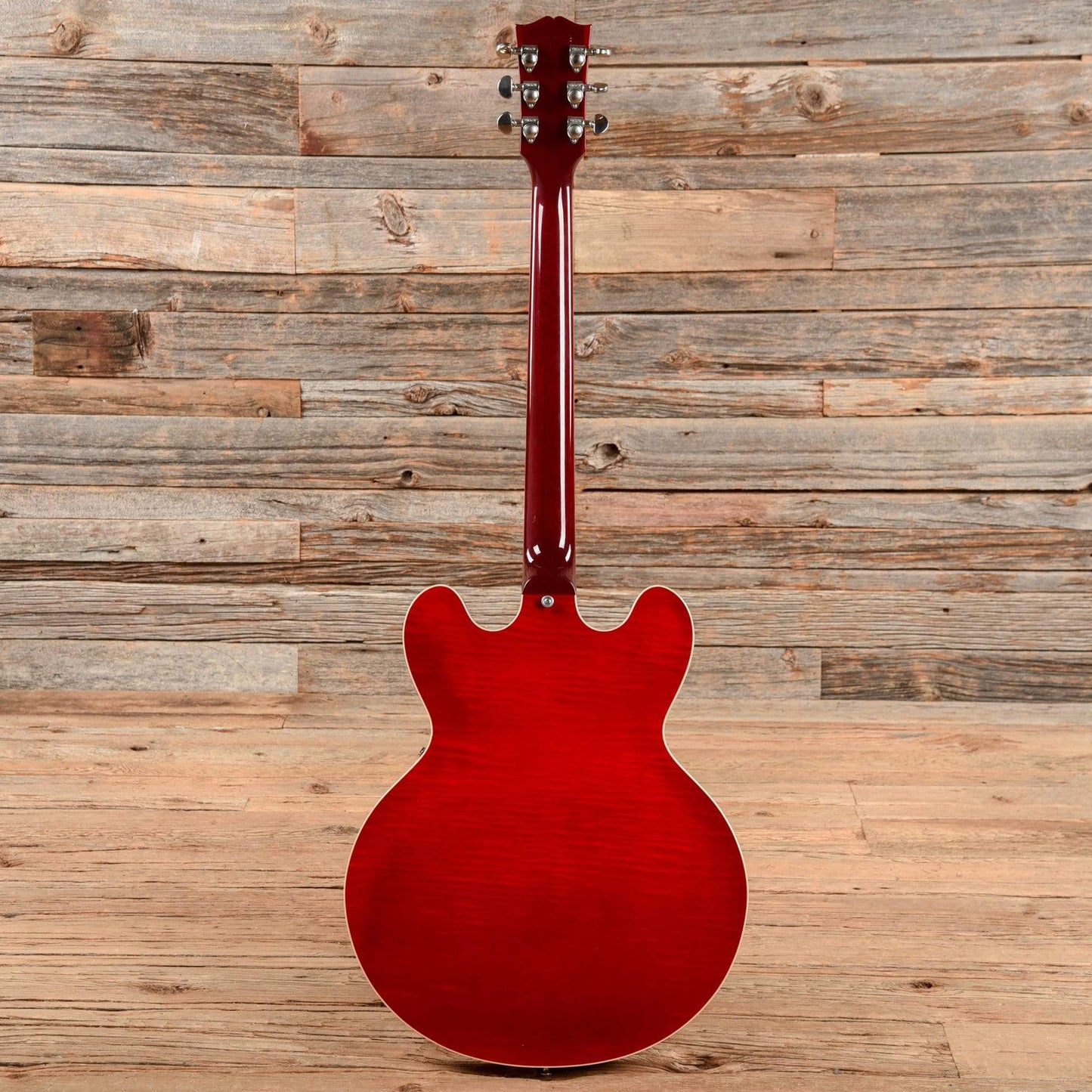 Gibson Memphis ES-335 Cherry 2008 Electric Guitars / Semi-Hollow