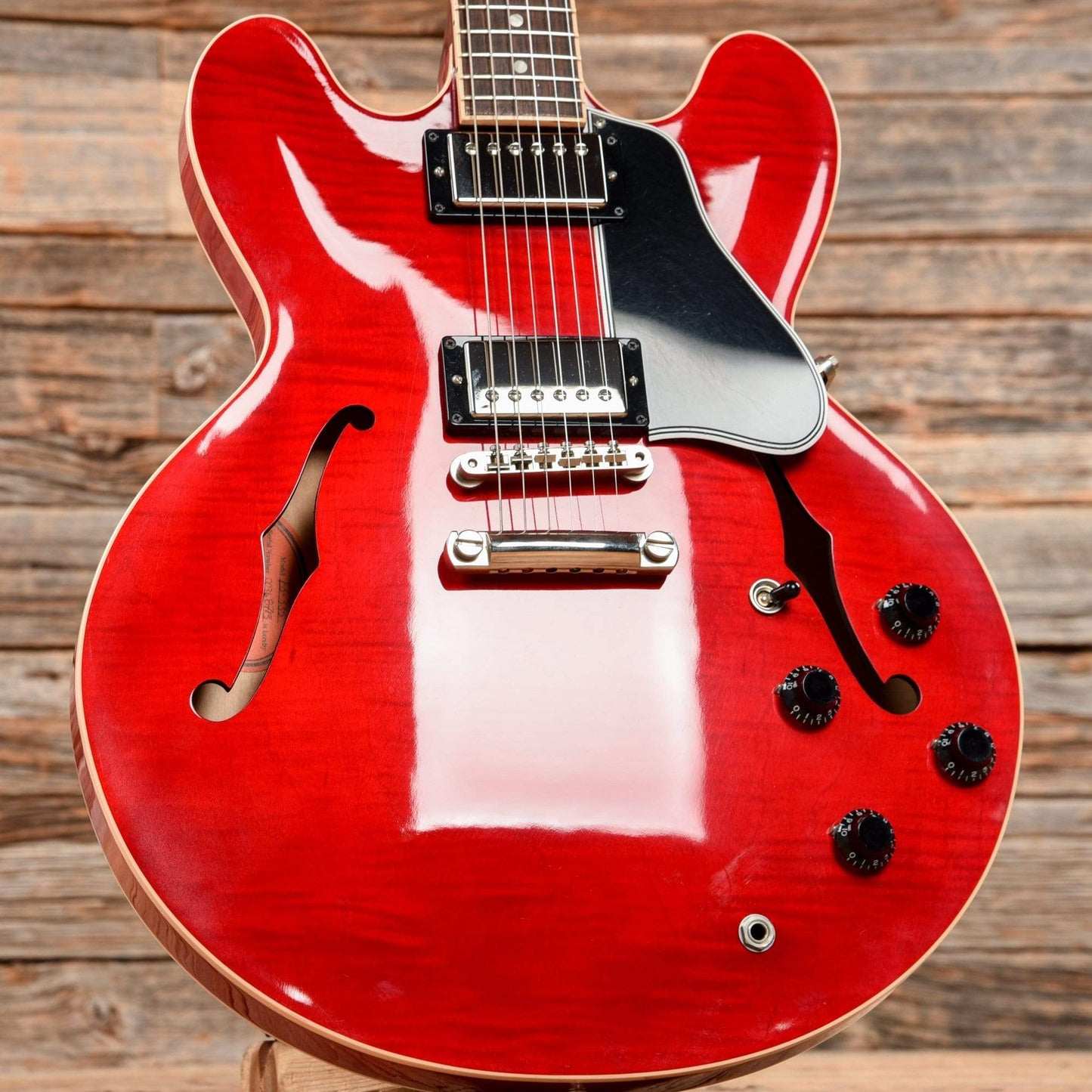 Gibson Memphis ES-335 Cherry 2008 Electric Guitars / Semi-Hollow