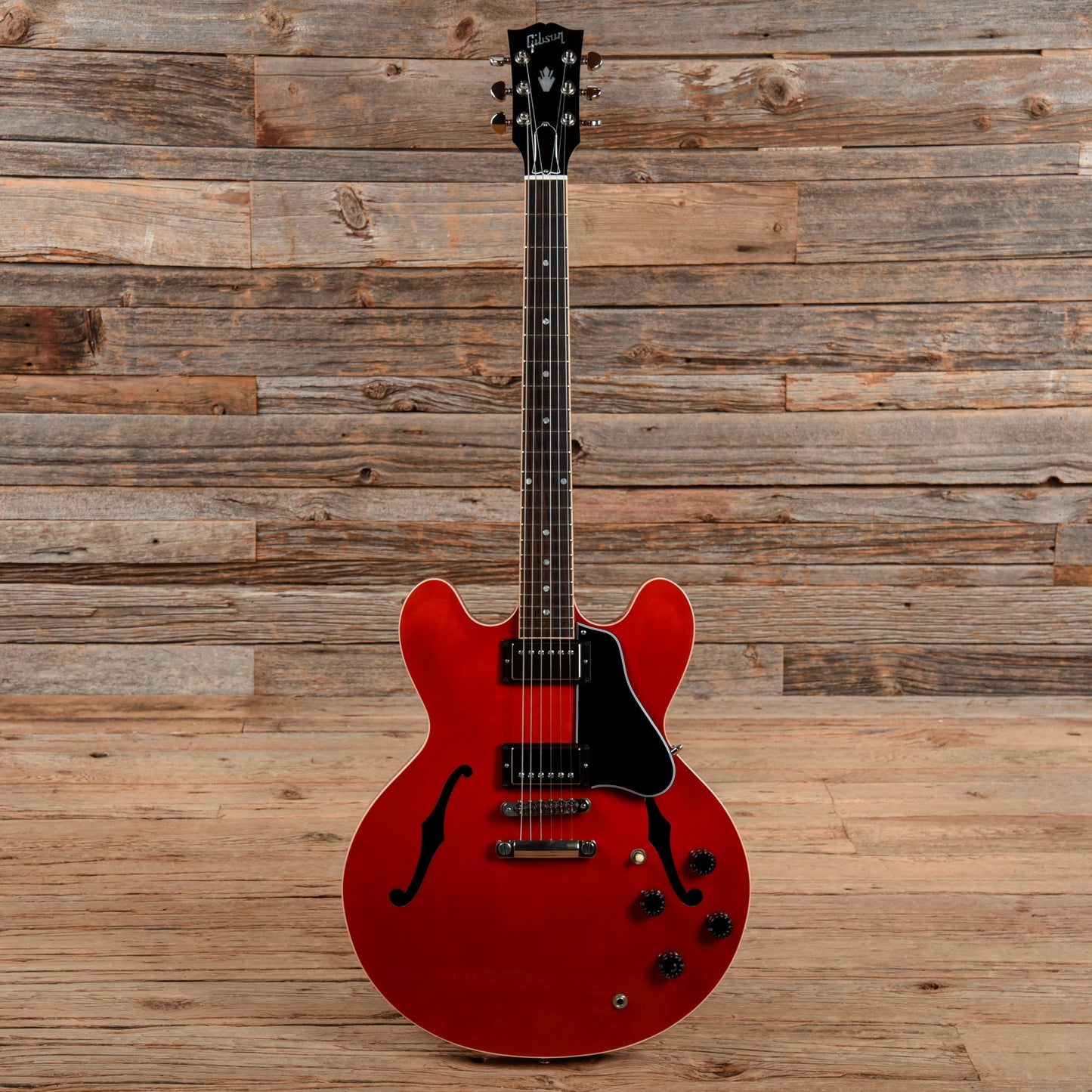 Gibson Memphis ES-335 Cherry Electric Guitars / Semi-Hollow