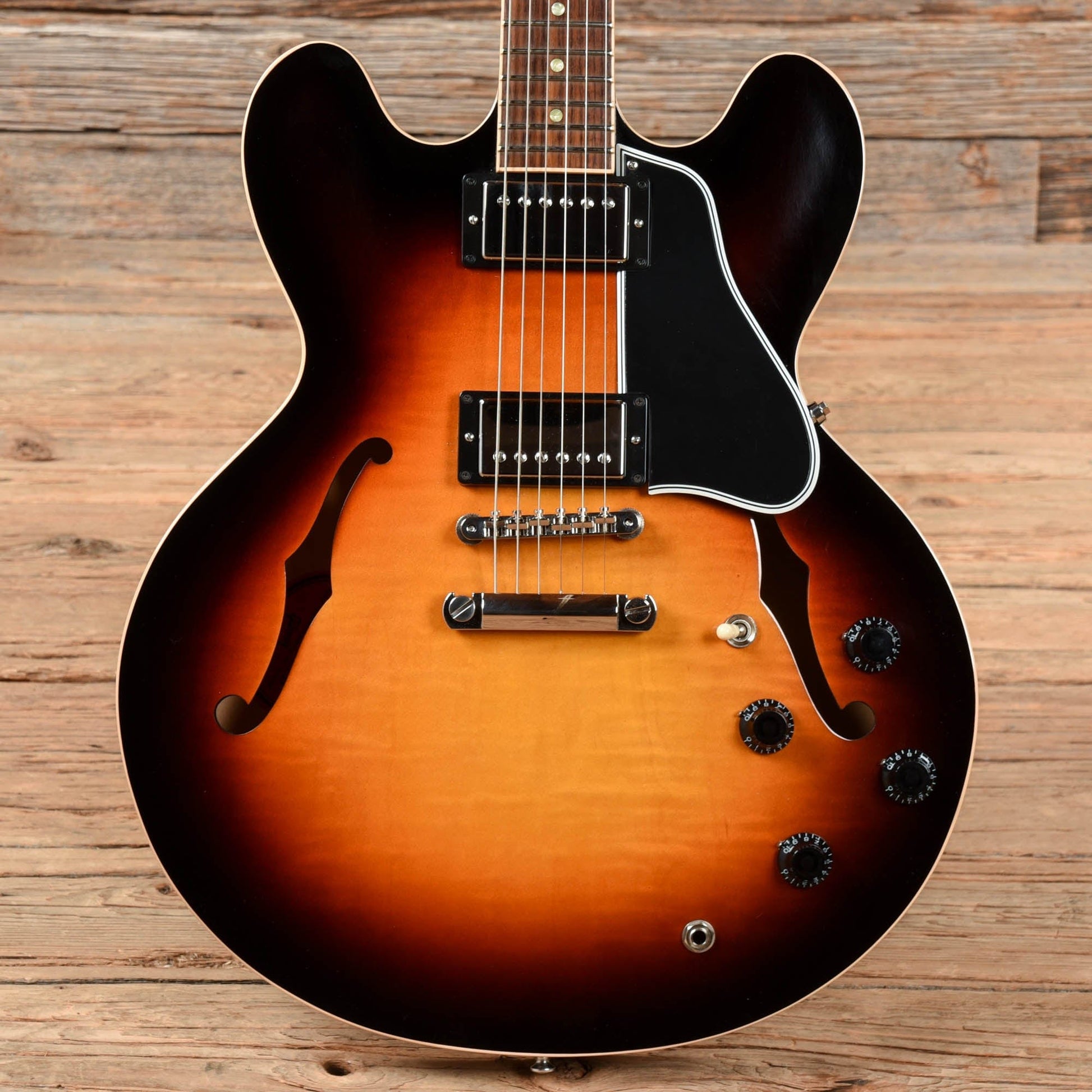 Gibson Memphis ES-335 Dot Sunburst 2012 Electric Guitars / Semi-Hollow