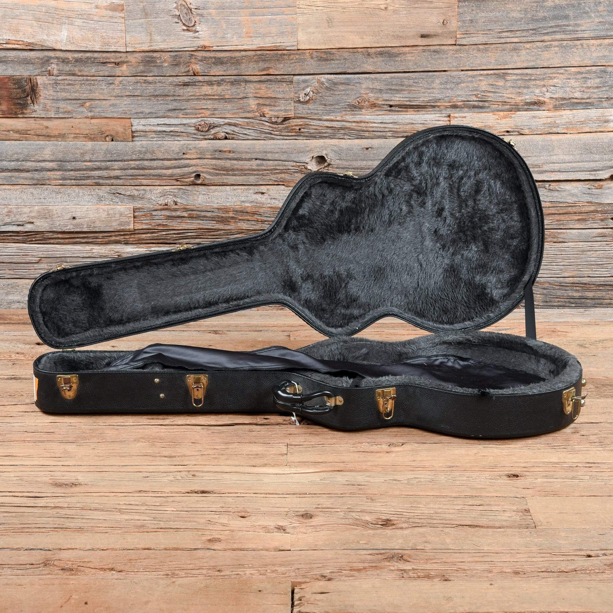 Gibson Memphis ES-335 Figured Cherry 2005 Electric Guitars / Semi-Hollow
