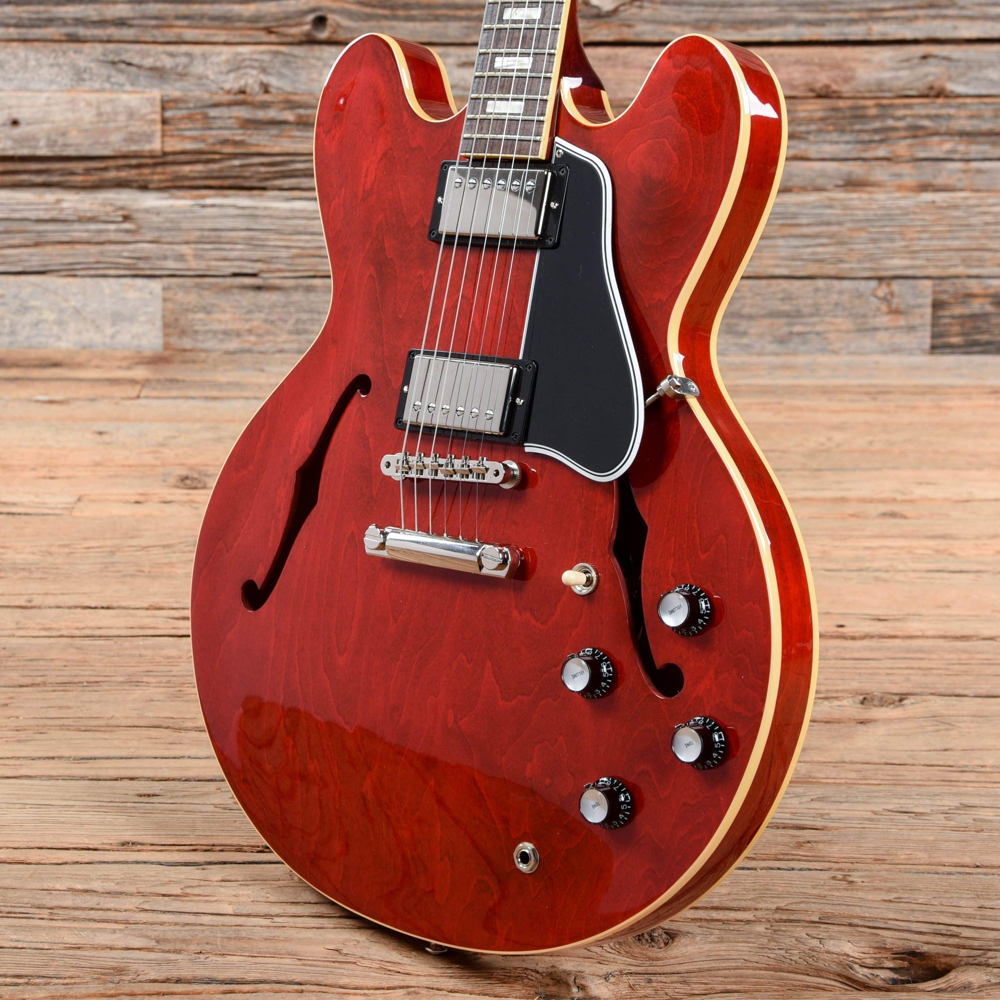 Gibson Memphis Historic '62 ES-335 VOS Cherry 2019 Electric Guitars / Semi-Hollow