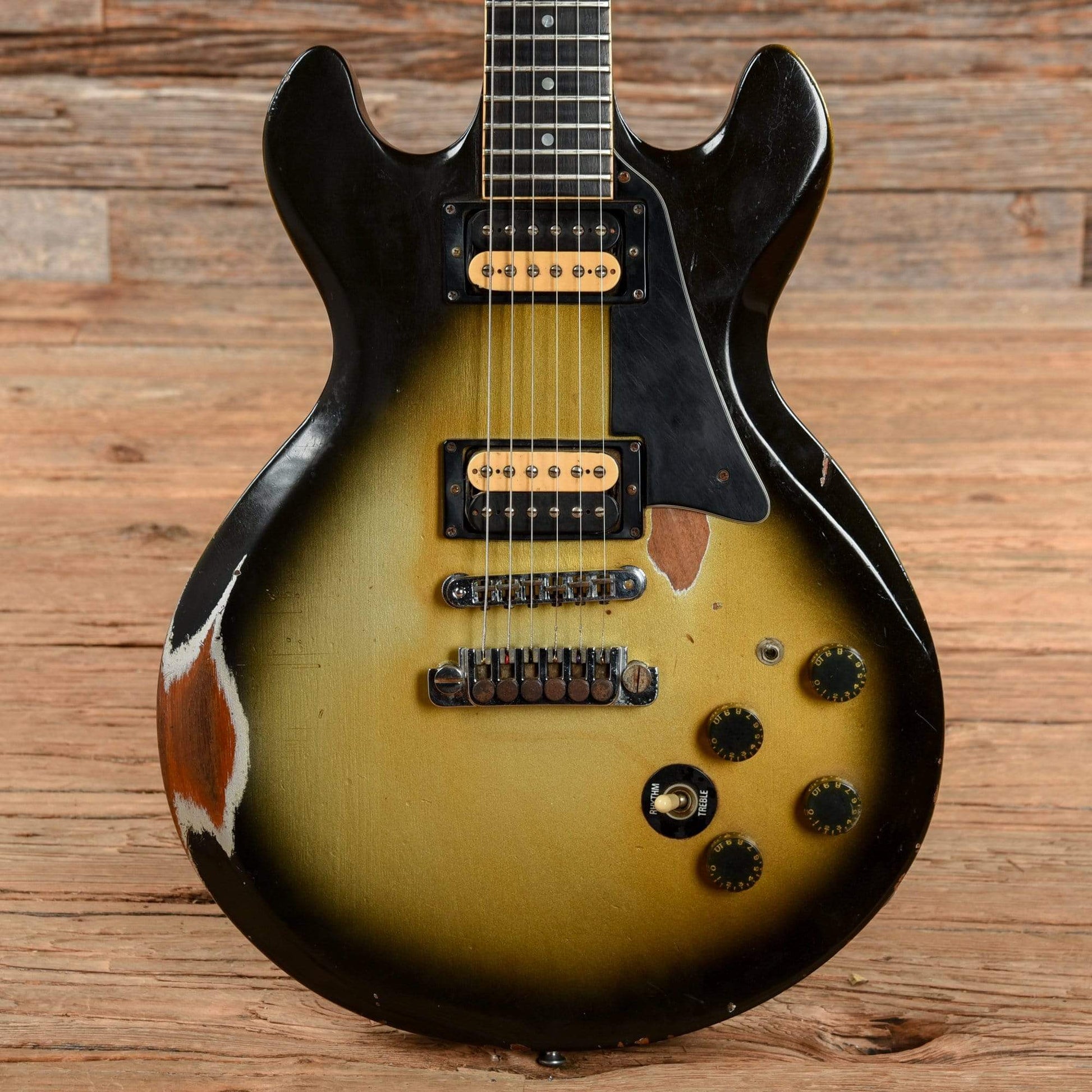 Gibson 335-S Silverburst 1981 Electric Guitars / Solid Body