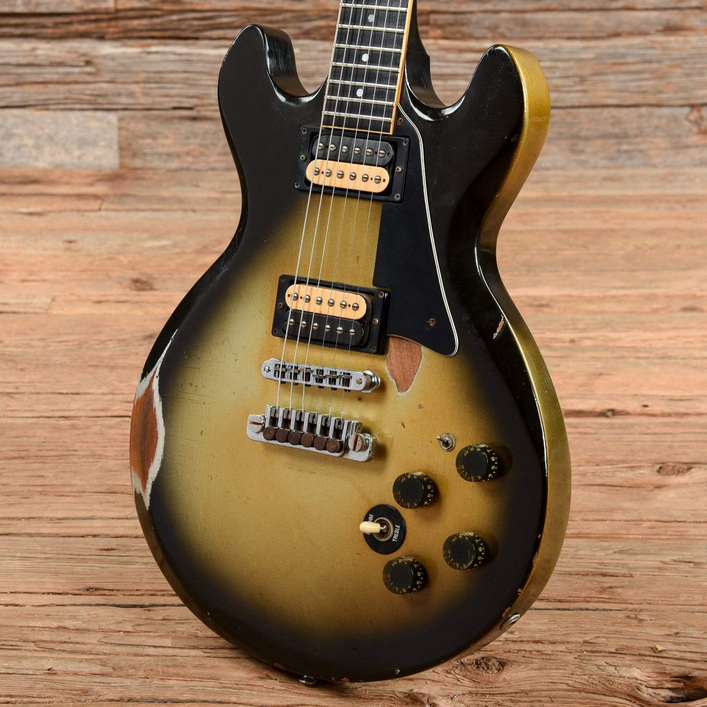 Gibson 335-S Silverburst 1981 Electric Guitars / Solid Body