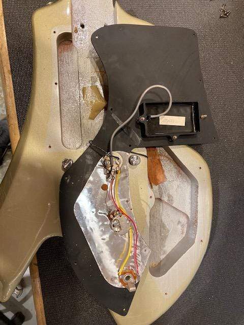 Gibson Corvus I Silver 1983 Electric Guitars / Solid Body