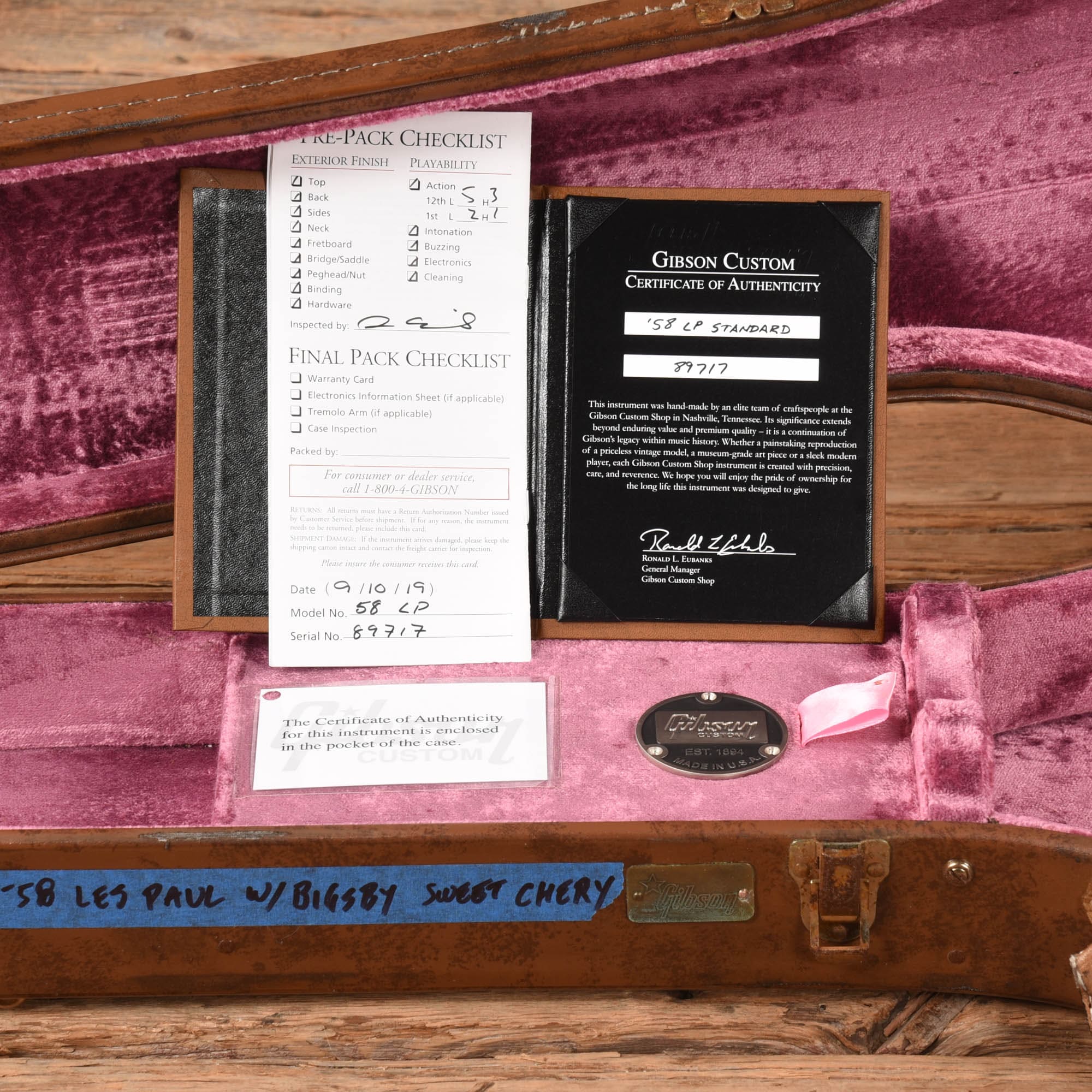 Gibson Custom 1958 Les Paul Standard Reissue Aged Cherry Electric Guitars / Solid Body