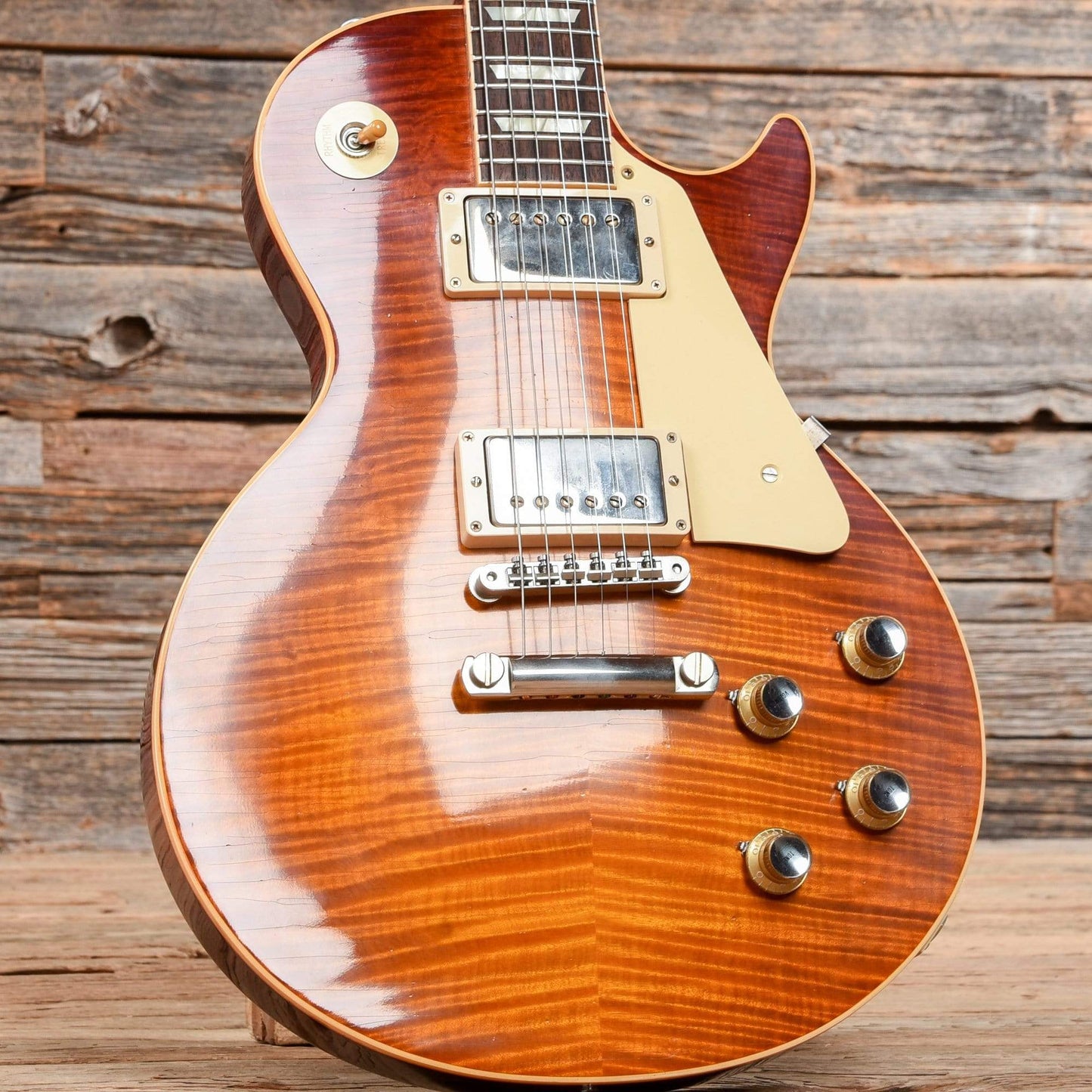Gibson Custom Shop 1960 Les Paul Standard Aged Sunburst 2015 Electric Guitars / Solid Body