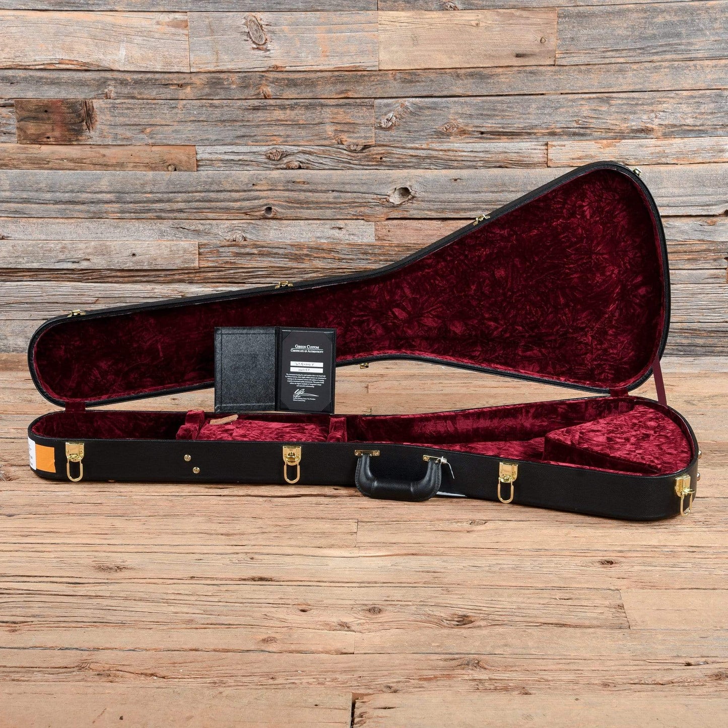 Gibson Custom Shop 1967 Flying V Reissue Tobacco Sunburst 2016 Electric Guitars / Solid Body