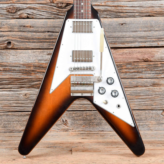 Gibson Custom Shop 1967 Flying V Sunburst 2007 Electric Guitars / Solid Body