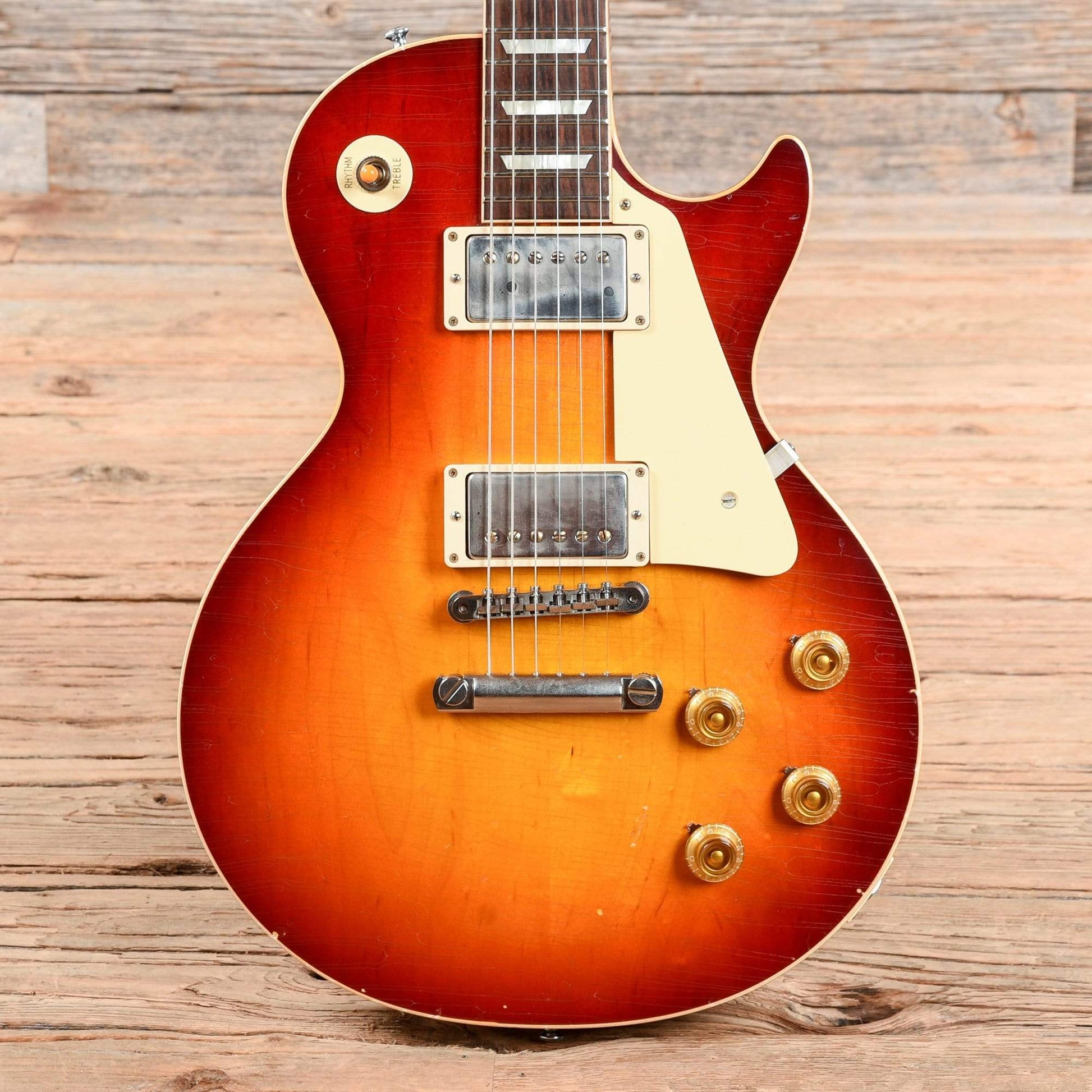 Gibson Custom Shop True Historic 1958 Les Paul Standard Murphy Aged Sunburst Electric Guitars / Solid Body