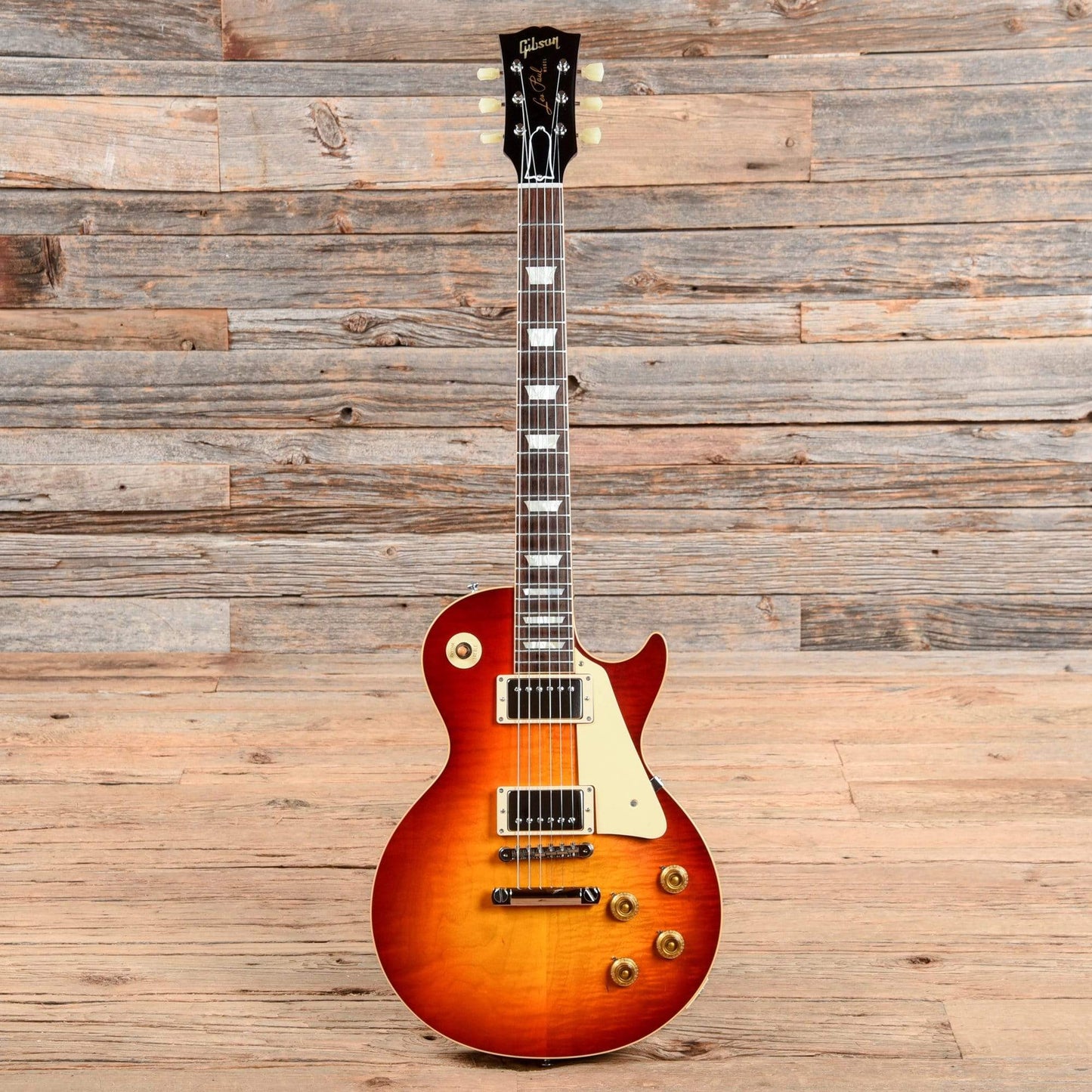 Gibson Custom Shop True Historic 1958 Les Paul Standard Sunburst 2015 Electric Guitars / Solid Body