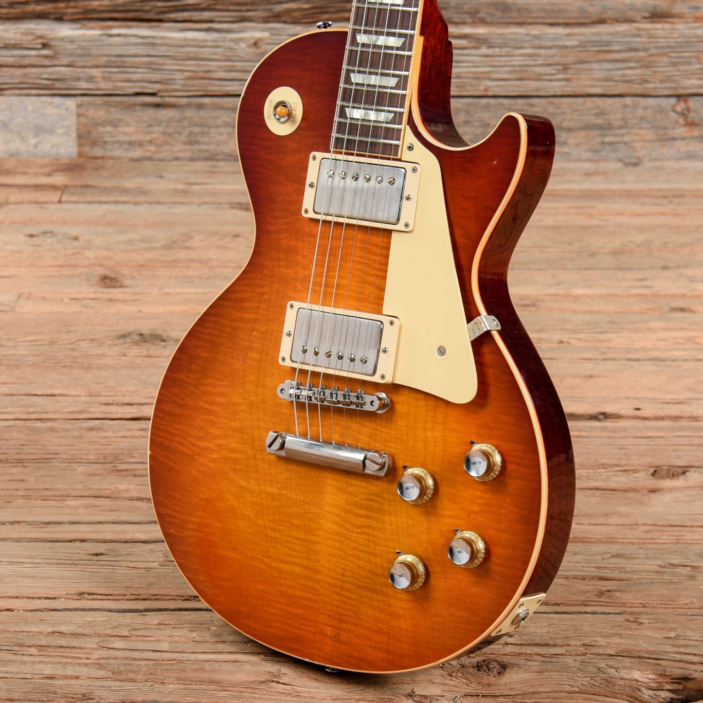 Gibson Custom True Historic 1960 Les Paul Standard Reissue Aged Sunburst 2016 Electric Guitars / Solid Body