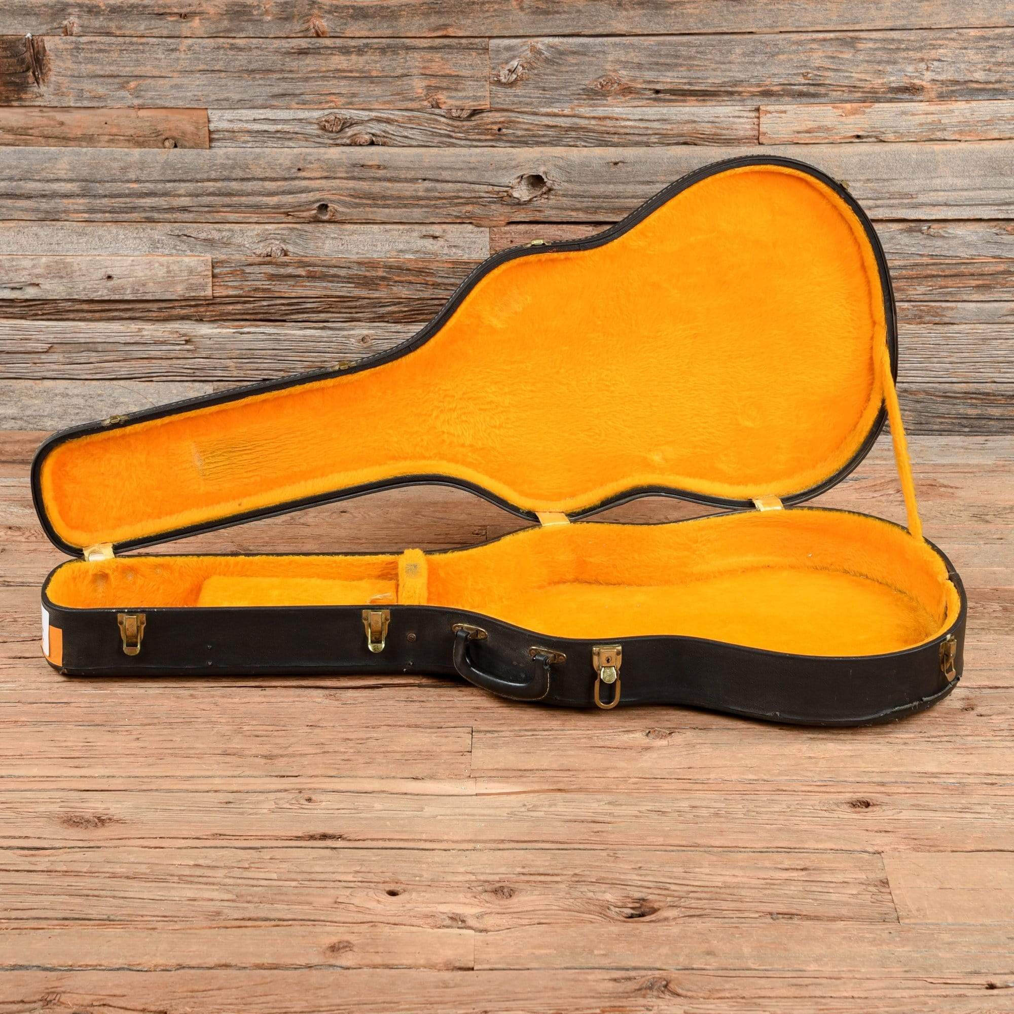 Gibson ES-335 Cherry 1966 Electric Guitars / Solid Body