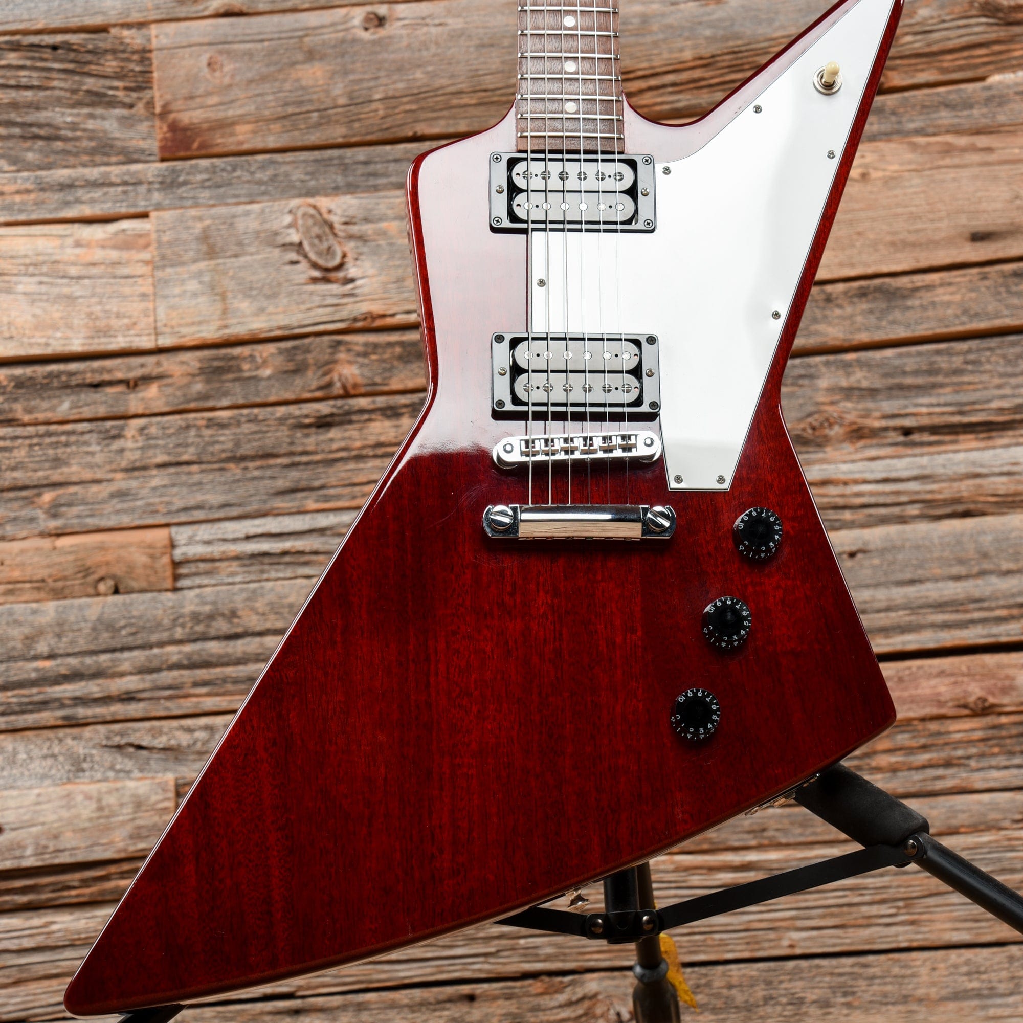 Gibson Explorer Cherry 2011 Electric Guitars / Solid Body