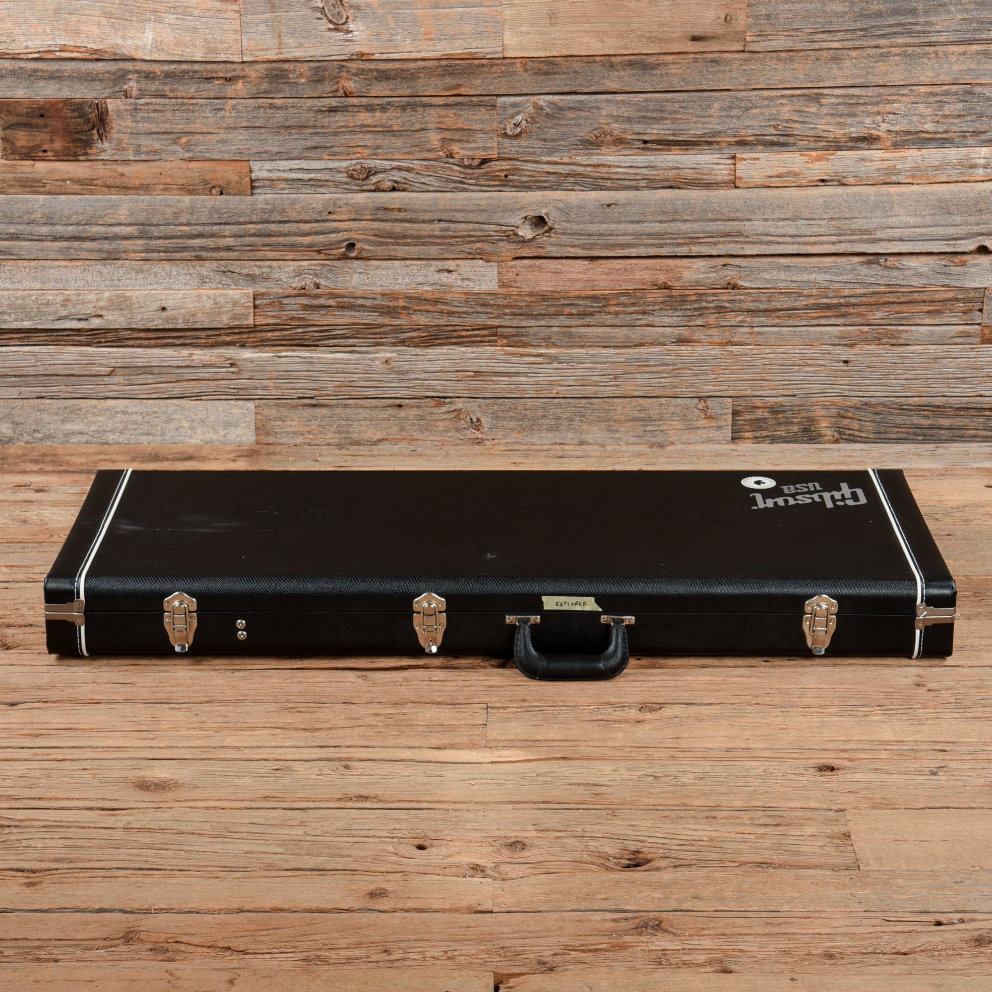 Gibson Explorer Cherry 2011 Electric Guitars / Solid Body