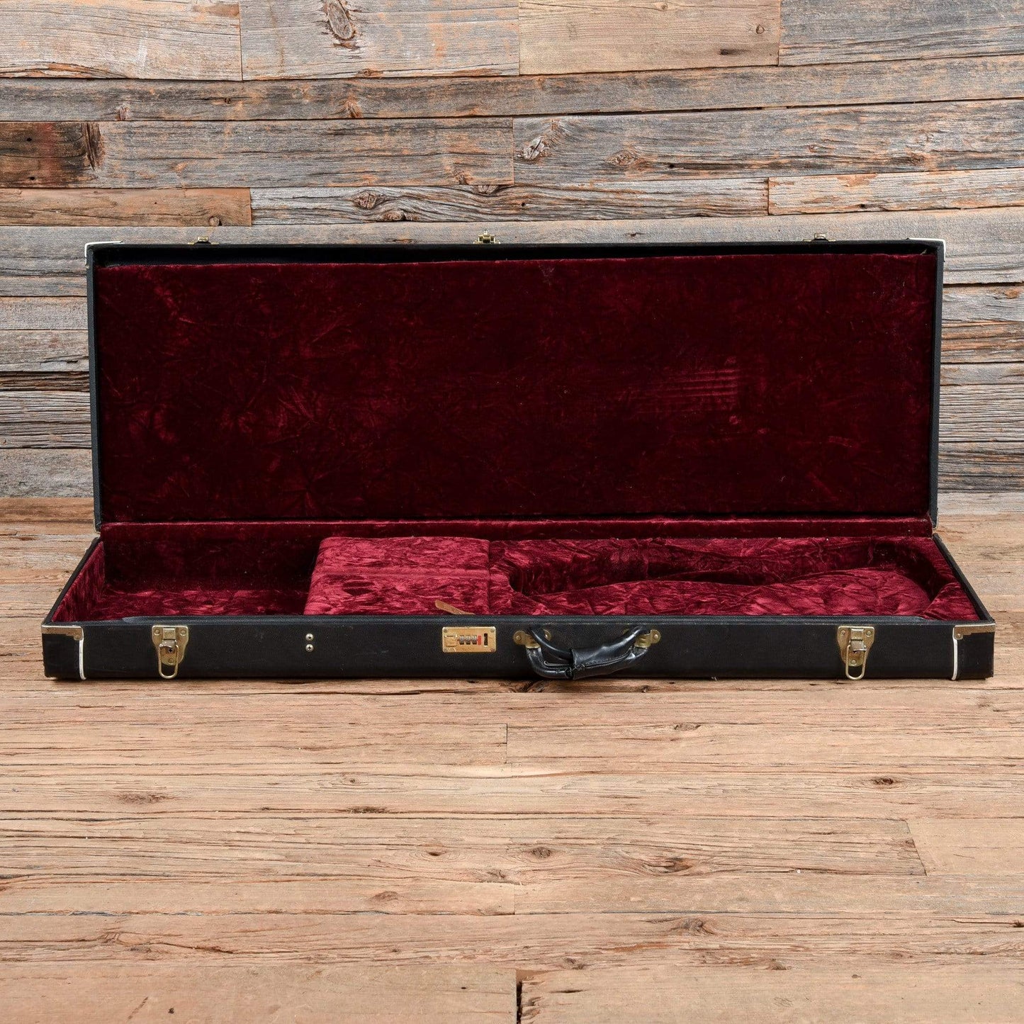 Gibson Firebird III Sunburst 1966 Electric Guitars / Solid Body