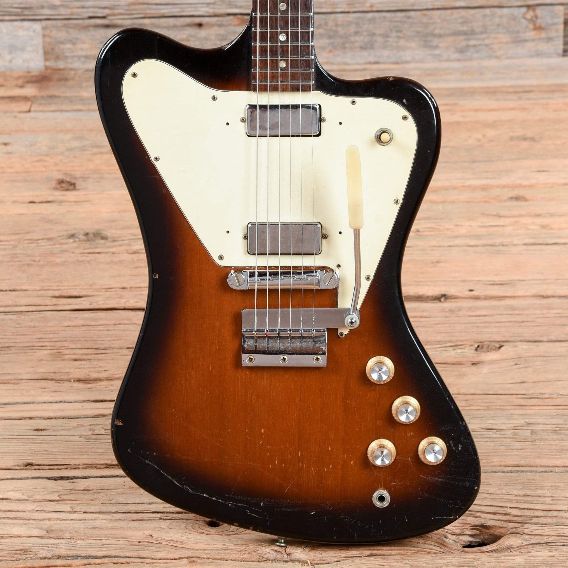 Gibson Firebird III Sunburst 1966 Electric Guitars / Solid Body