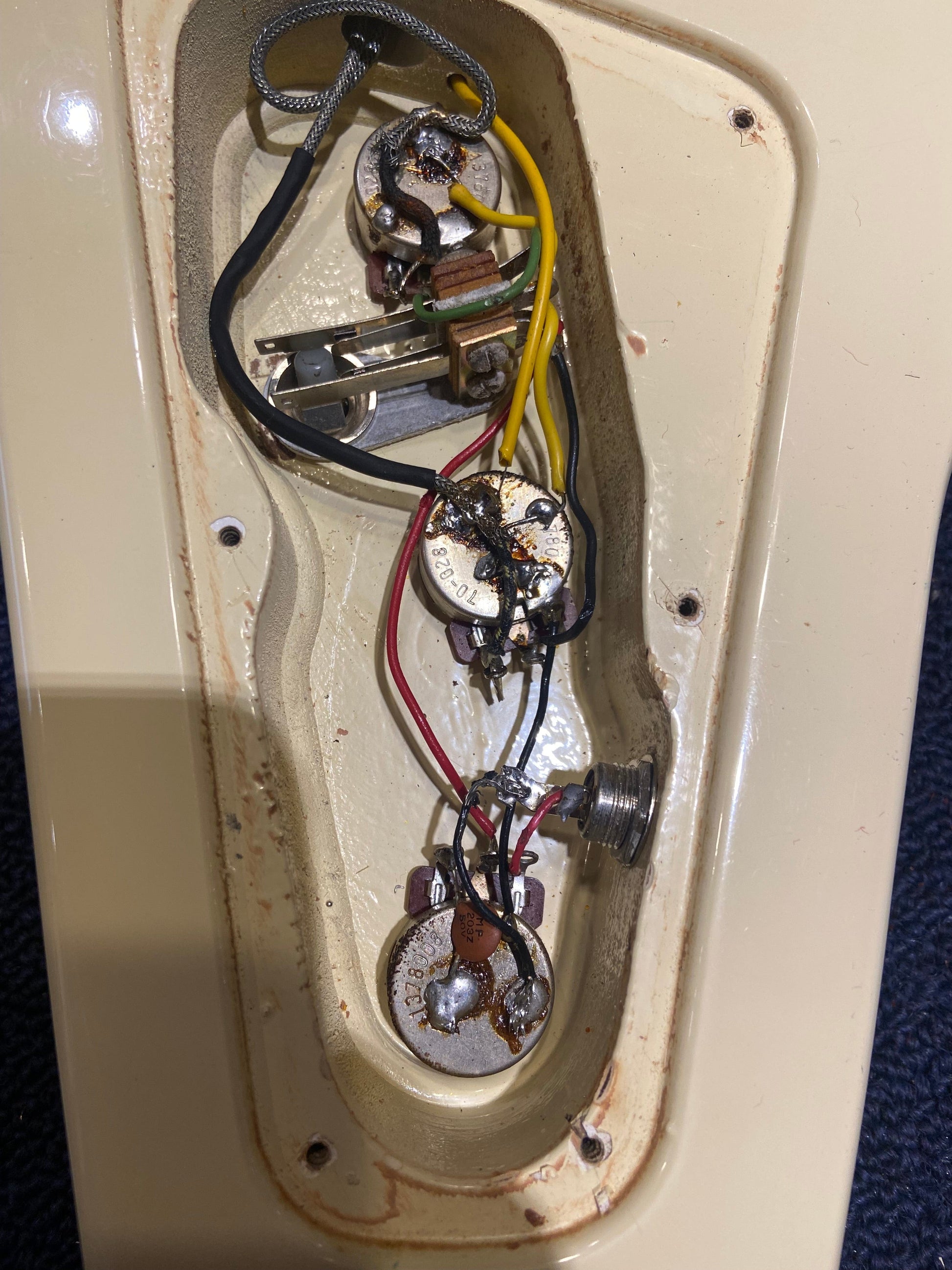 Gibson Flying V II Ivory 1982 Electric Guitars / Solid Body