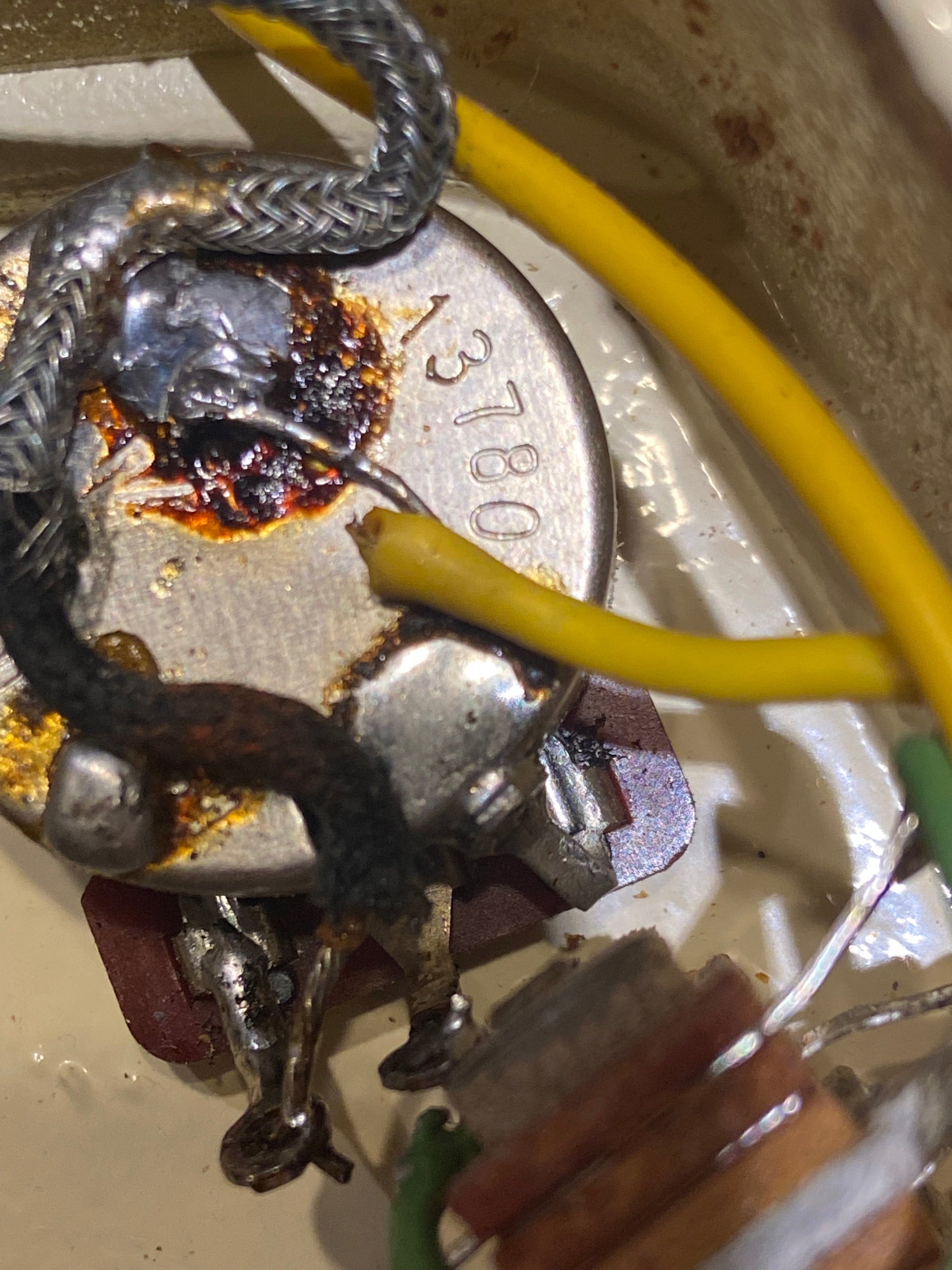 Gibson Flying V II Ivory 1982 Electric Guitars / Solid Body