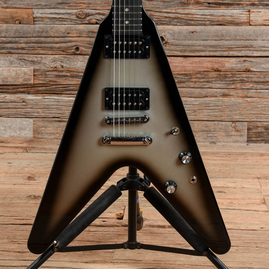 Gibson Guitar Of The Week #40 '84 Flying V Reissue Silverburst 2007 Electric Guitars / Solid Body