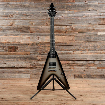 Gibson Guitar Of The Week #40 '84 Flying V Reissue Silverburst 2007 Electric Guitars / Solid Body