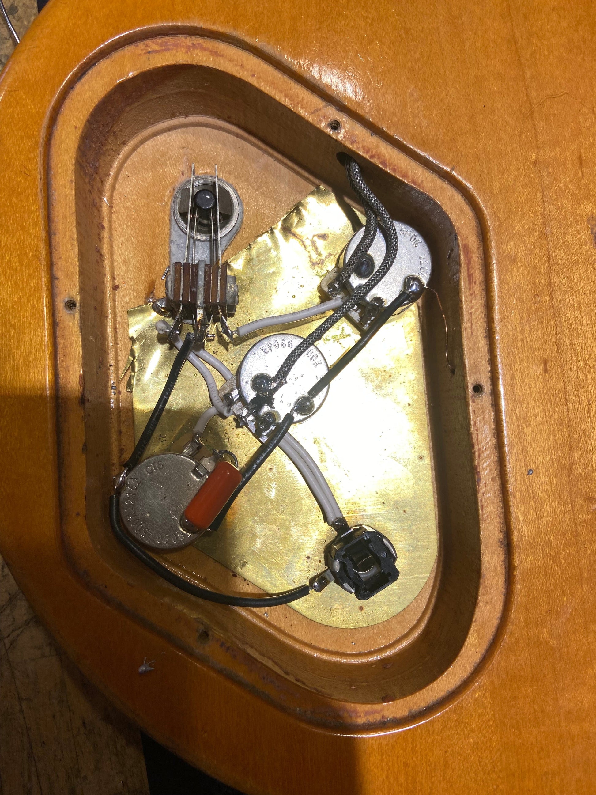 Gibson L-6S Natural Electric Guitars / Solid Body