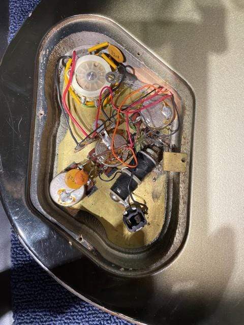 Gibson L6-S Deluxe Silverburst 1980 Electric Guitars / Solid Body