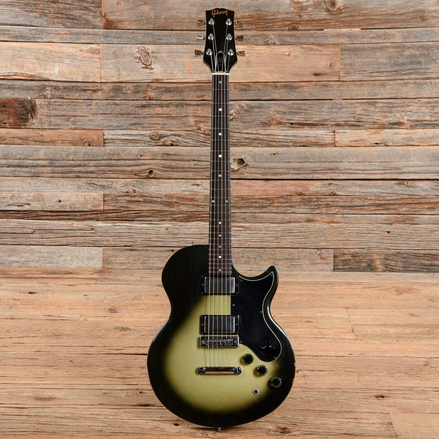 Gibson L6-S Deluxe Silverburst 1980 Electric Guitars / Solid Body