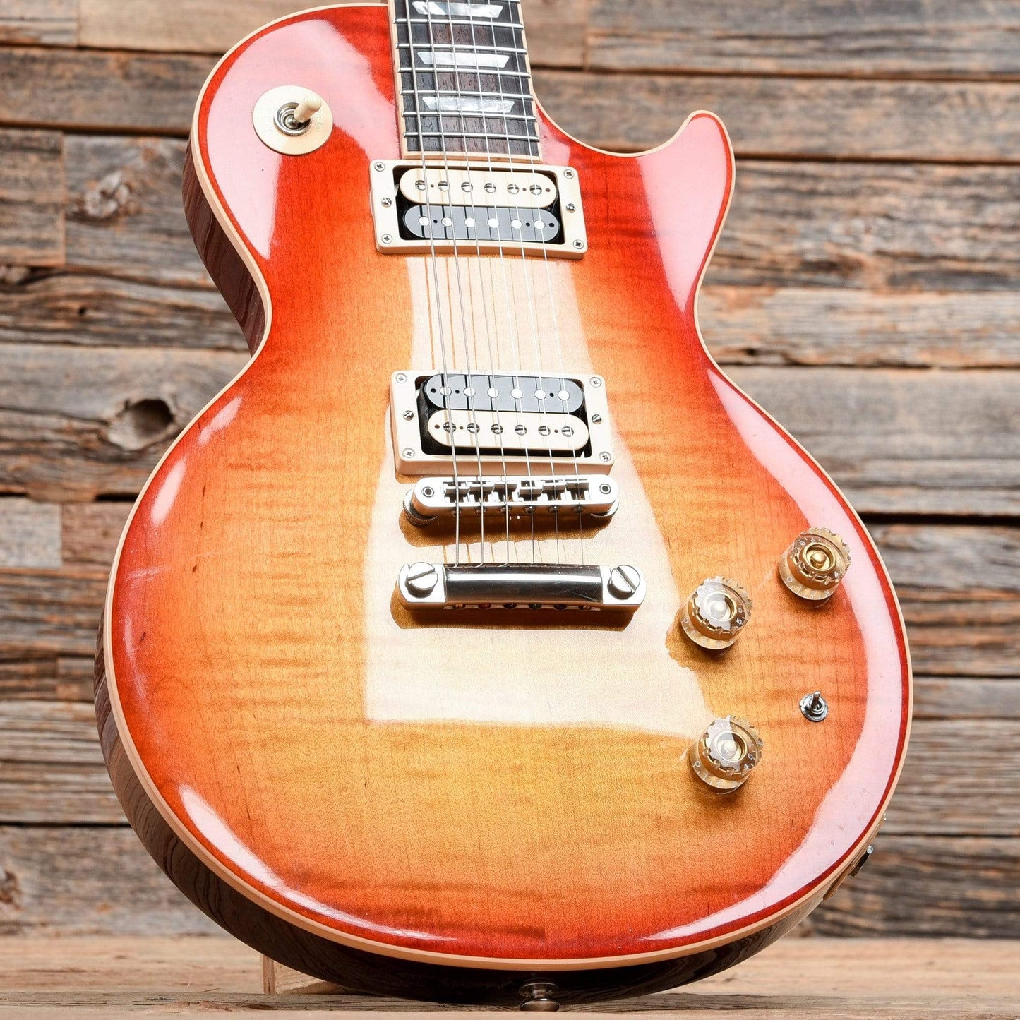 Gibson Les Paul Classic Cherry Sunburst 2015 Electric Guitars / Solid Body