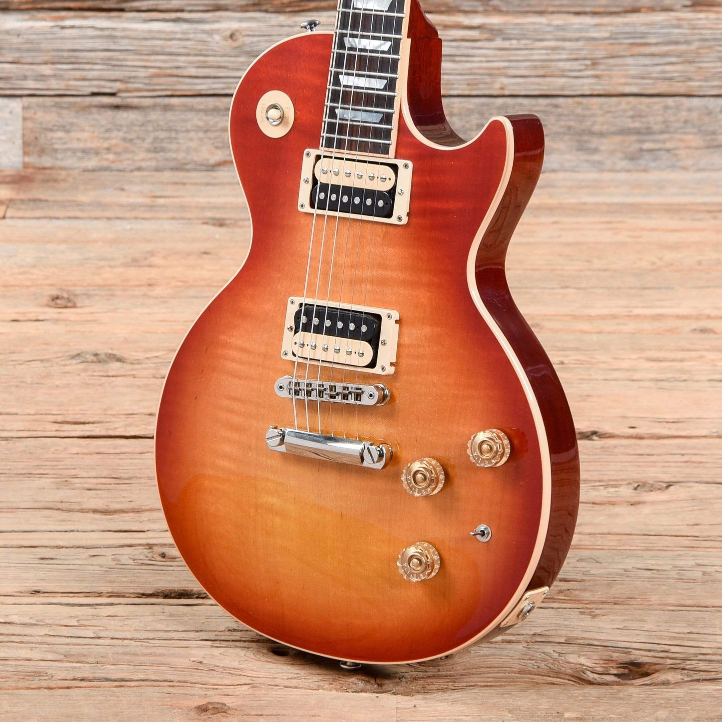 Gibson Les Paul Classic Cherry Sunburst 2015 Electric Guitars / Solid Body