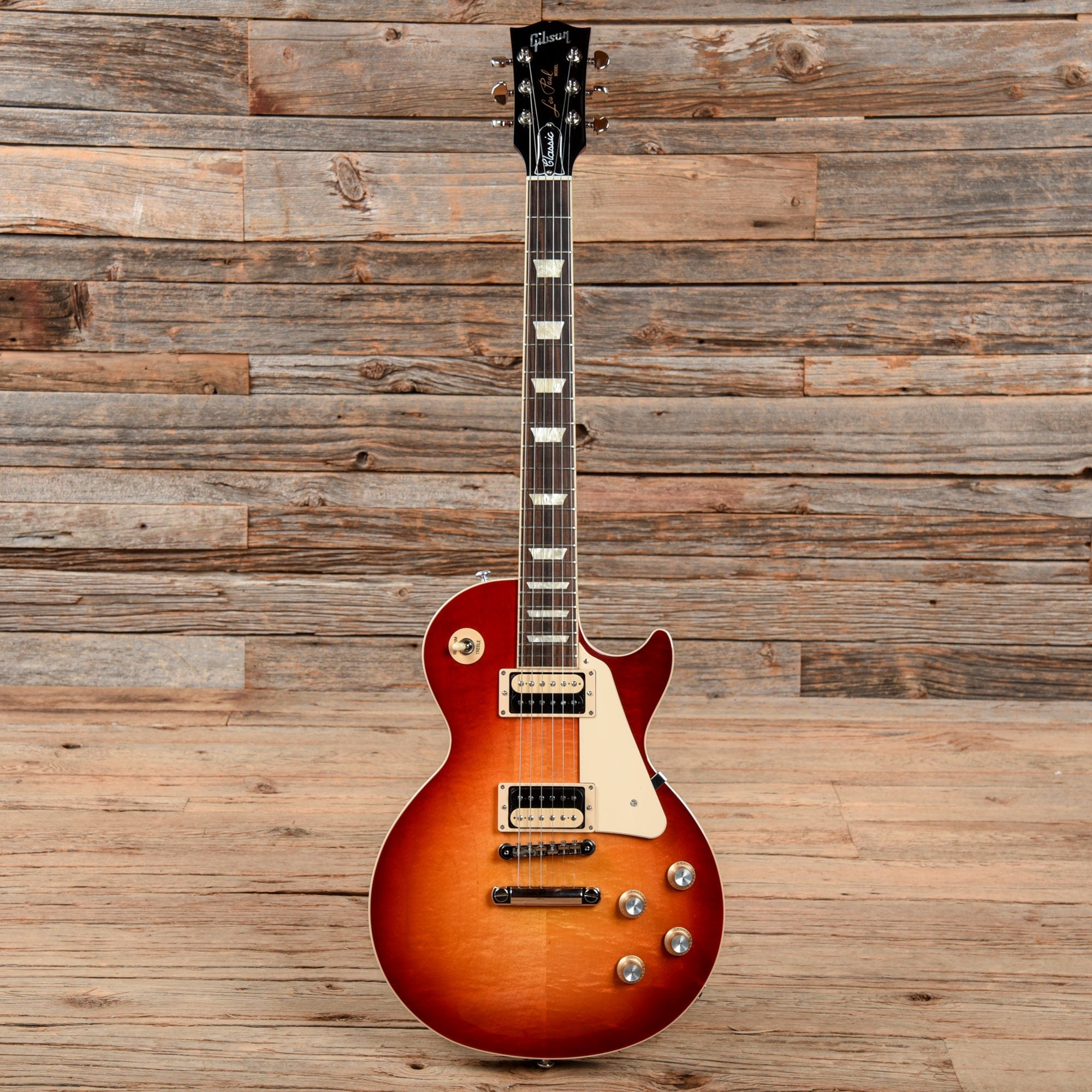 Gibson LesPaul classic 2021年製　レスポールクラシック 新入荷！Gibson(ギブソン） Les Paul Classic(レスポールクラシック
