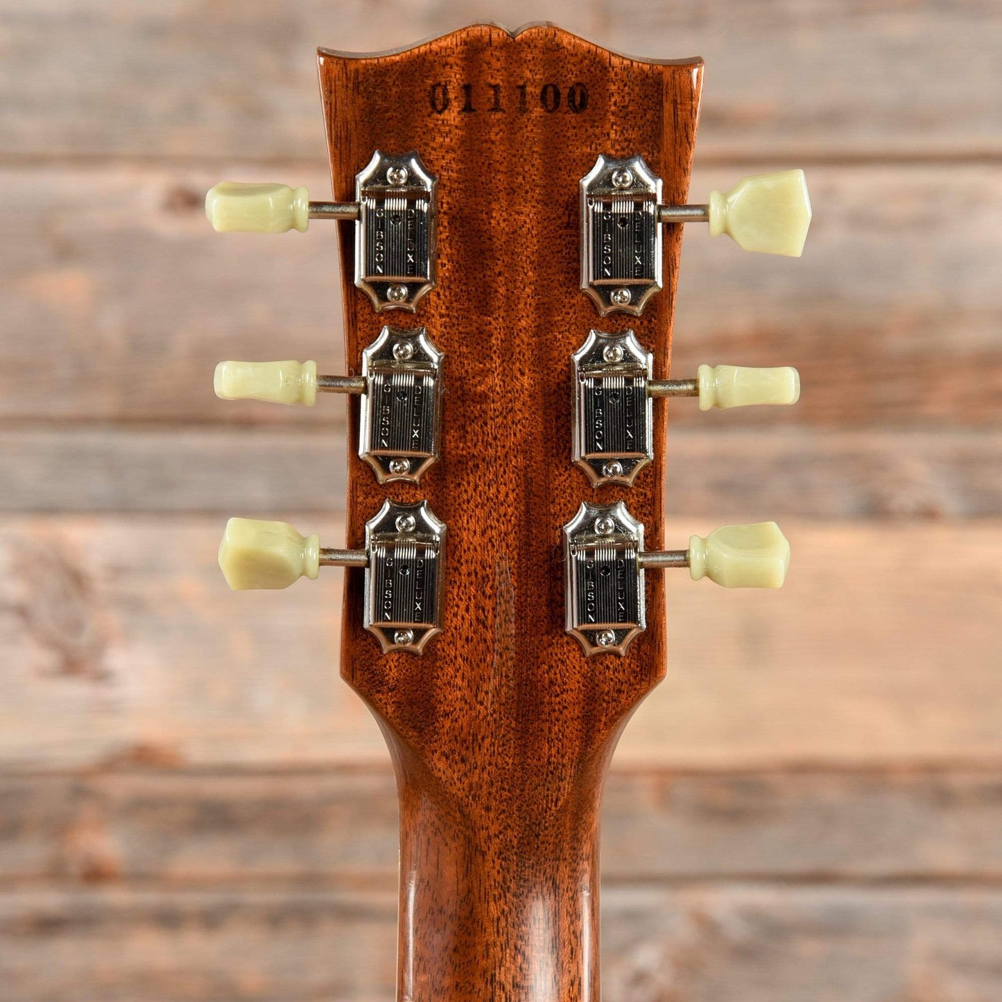 Gibson Les Paul Classic Honeyburst 2001 Electric Guitars / Solid Body