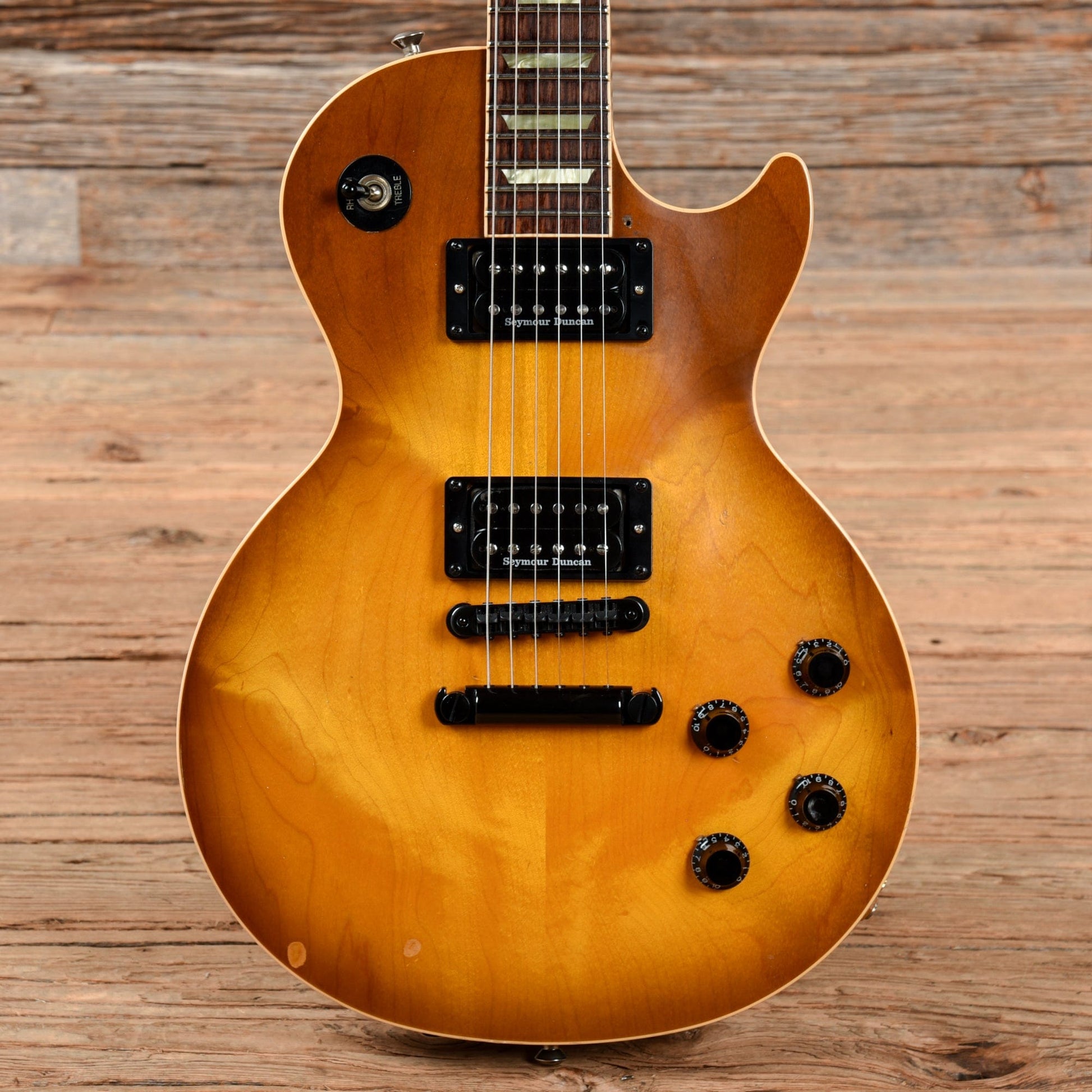 Gibson Les Paul Classic Honeyburst 2007 Electric Guitars / Solid Body